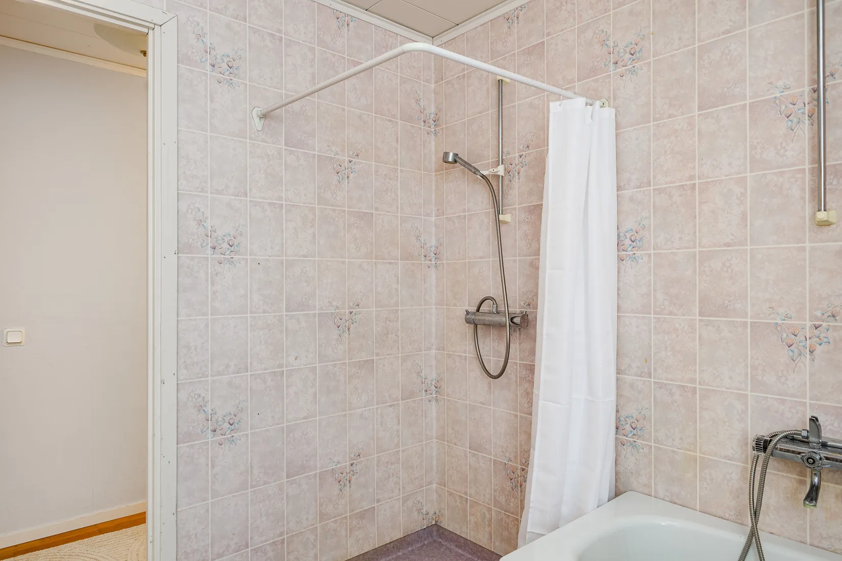 Villa, Simtuna Ulleråker 4, Simtuna Ulleråker, Enköping