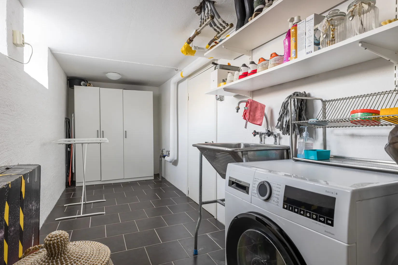 Villa, Skiljegatan 1, Broåkern, Mora