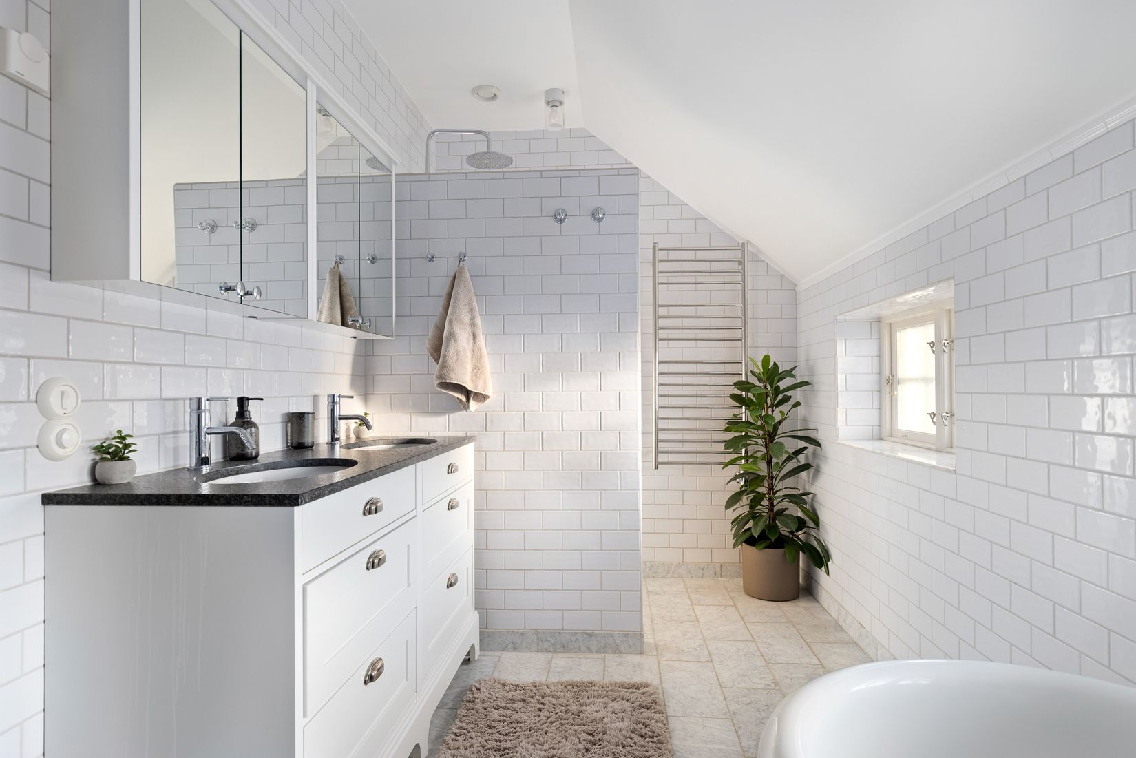 Villa, Tömvägen 38, Sigtuna / Granbystrand, Sigtuna