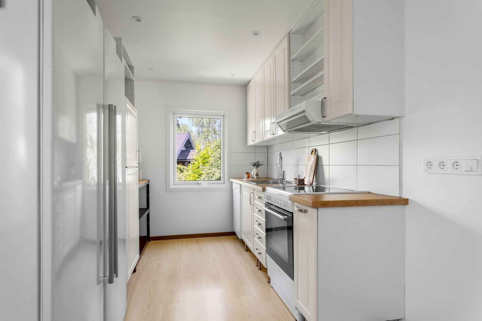 Villa, Grönsångarvägen 20, Söderskogen, Håbo