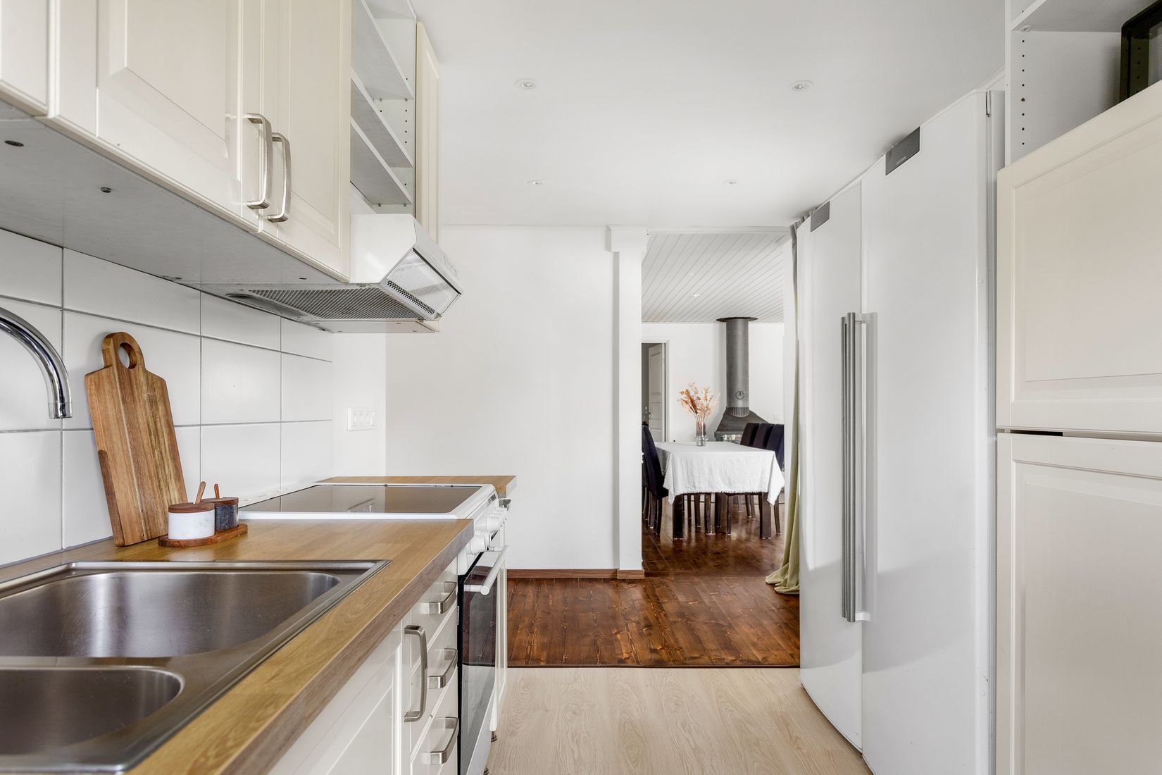 Villa, Grönsångarvägen 20, Söderskogen, Håbo