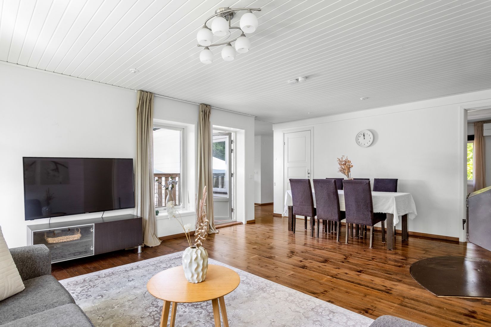 Villa, Grönsångarvägen 20, Söderskogen, Håbo