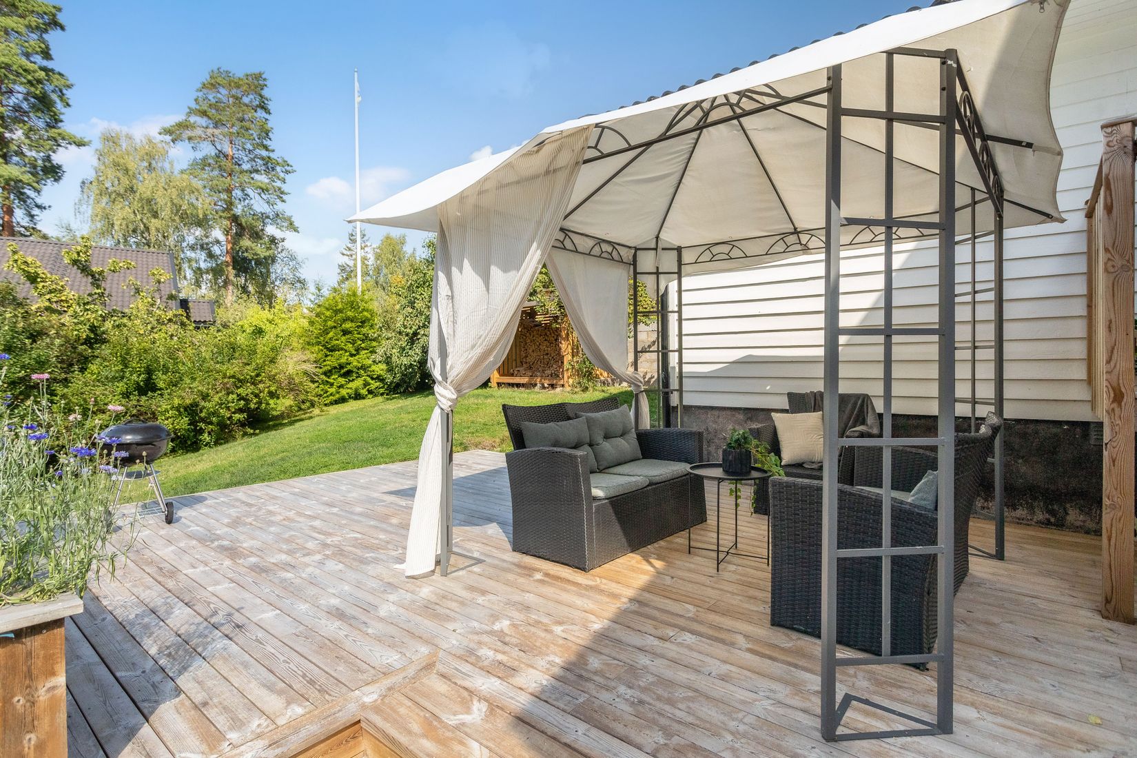 Villa, Grönsångarvägen 20, Söderskogen, Håbo