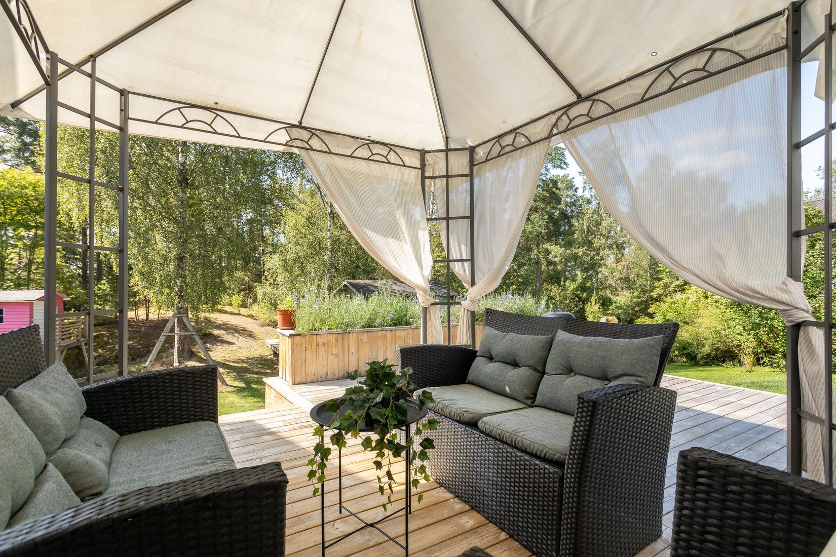 Villa, Grönsångarvägen 20, Söderskogen, Håbo