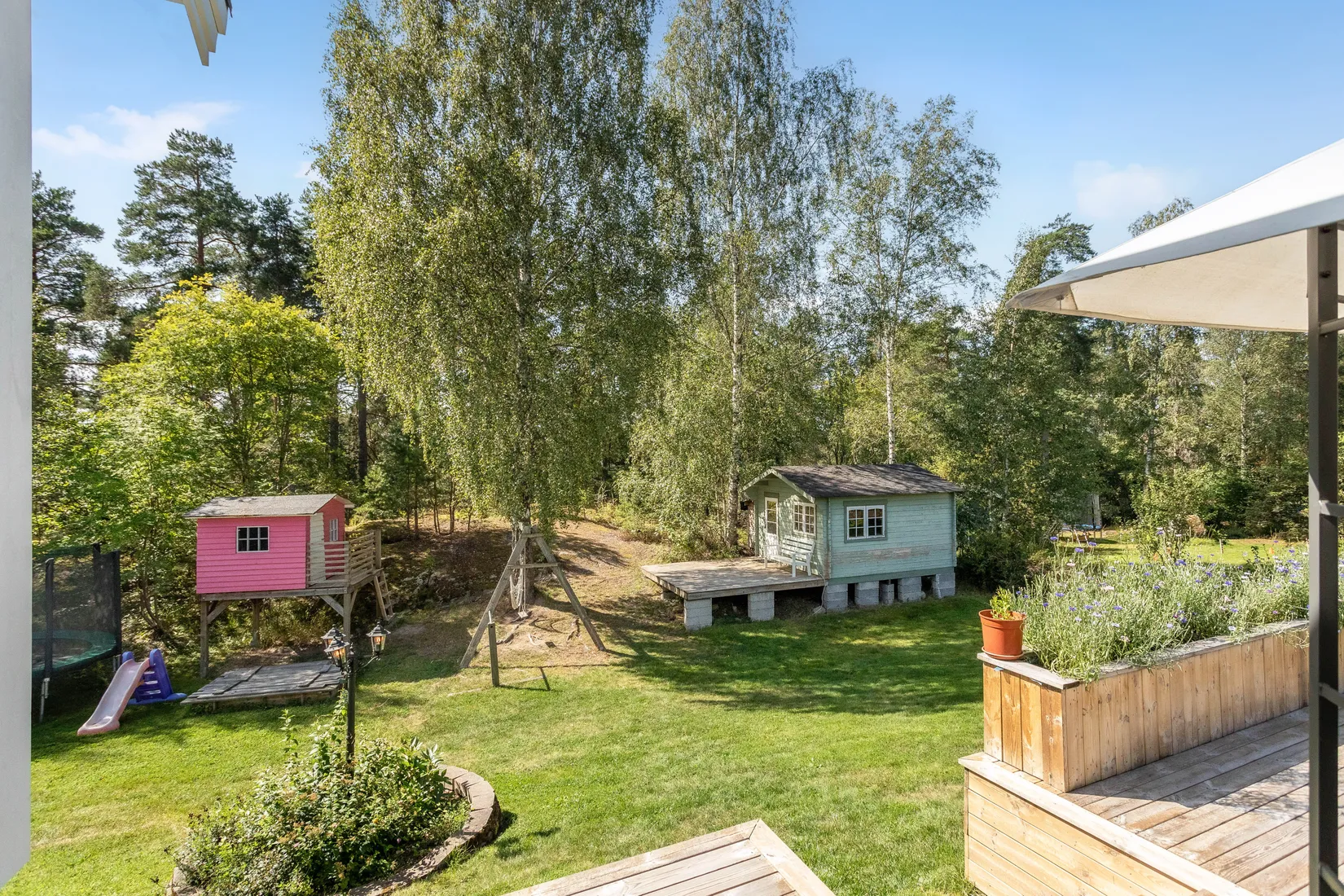 Villa, Grönsångarvägen 20, Söderskogen, Håbo