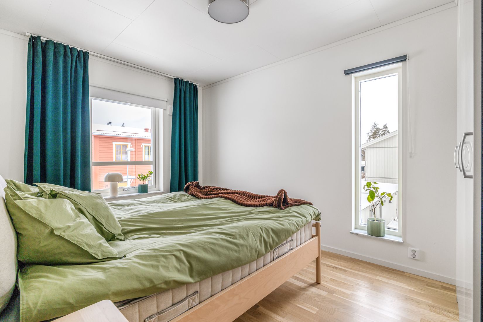 Radhus, Pengabergsvägen 21, Tahe sjönära, Jönköping