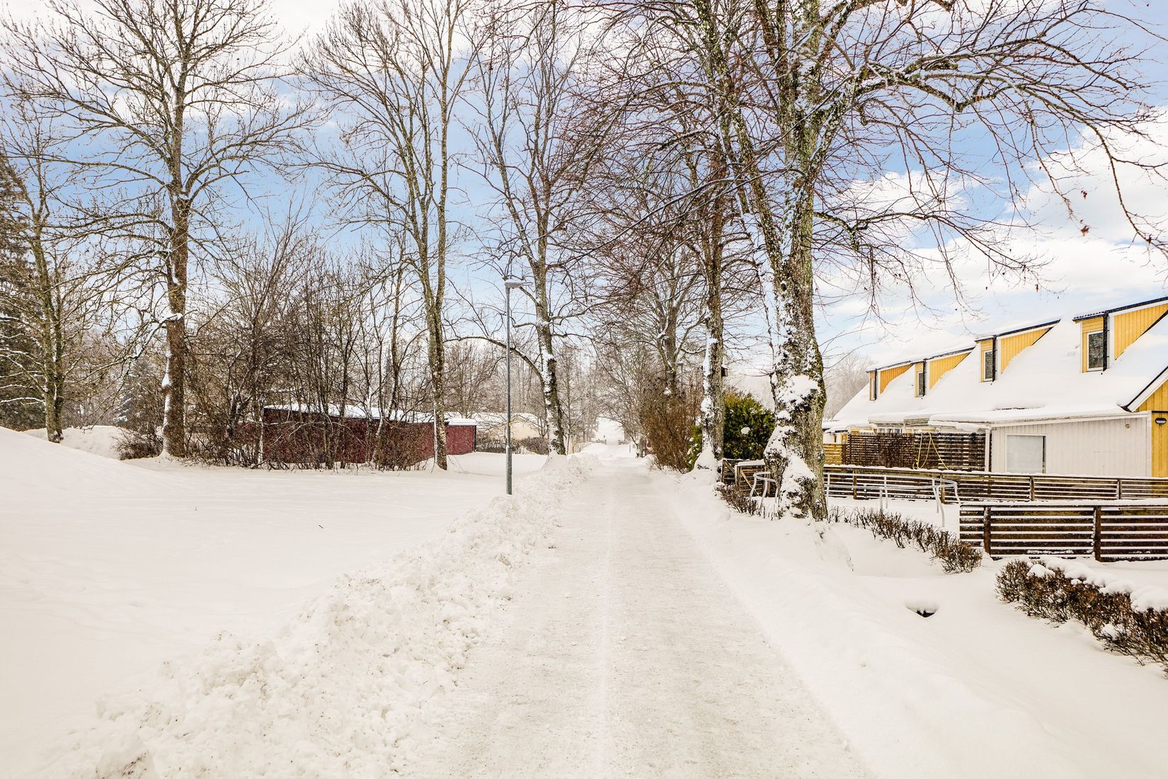 Villa, Brunnsvägen 35, Johannisdal, Köping