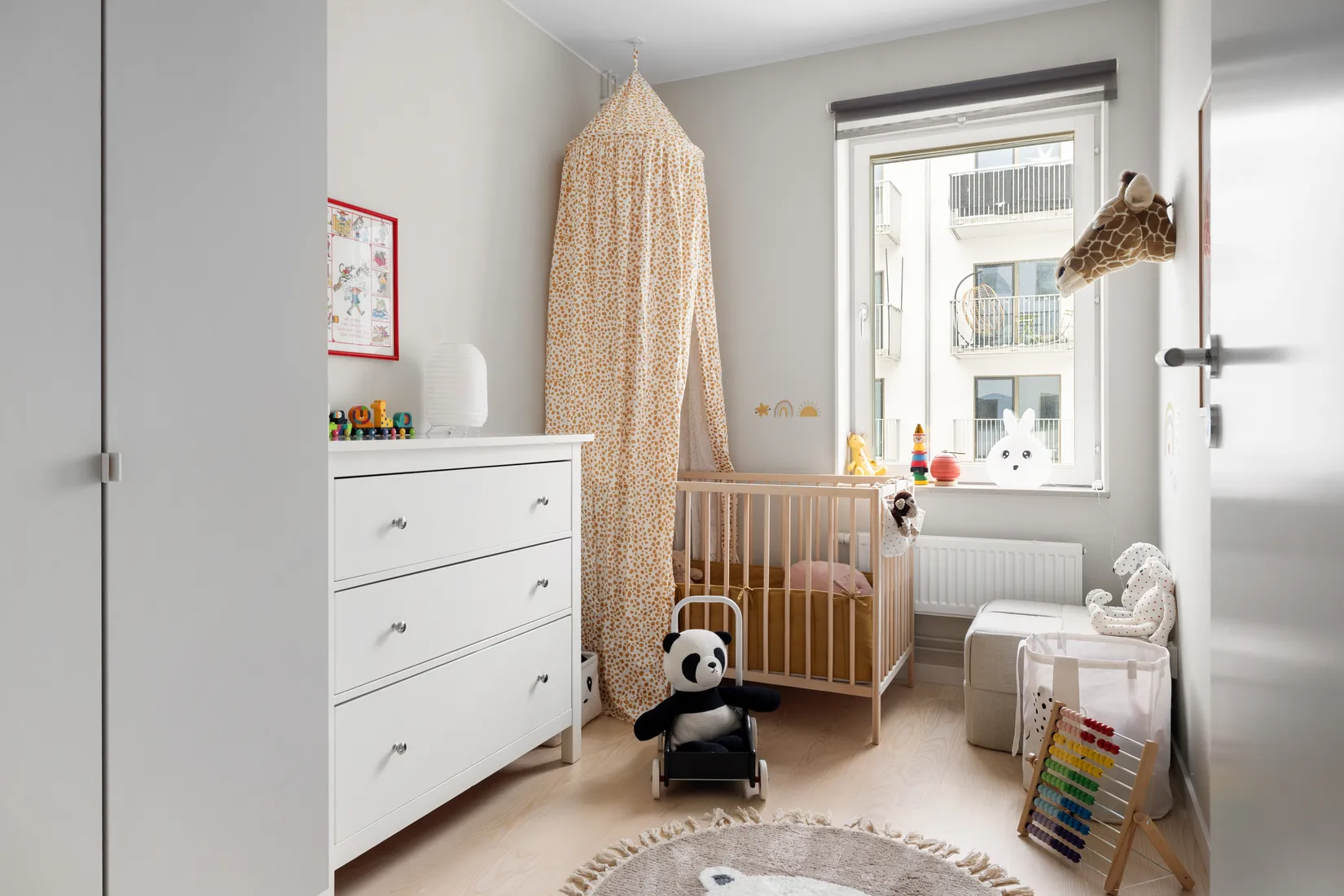 Bostadsrätt, Kolonnvägen 6, Haga Norra, Solna