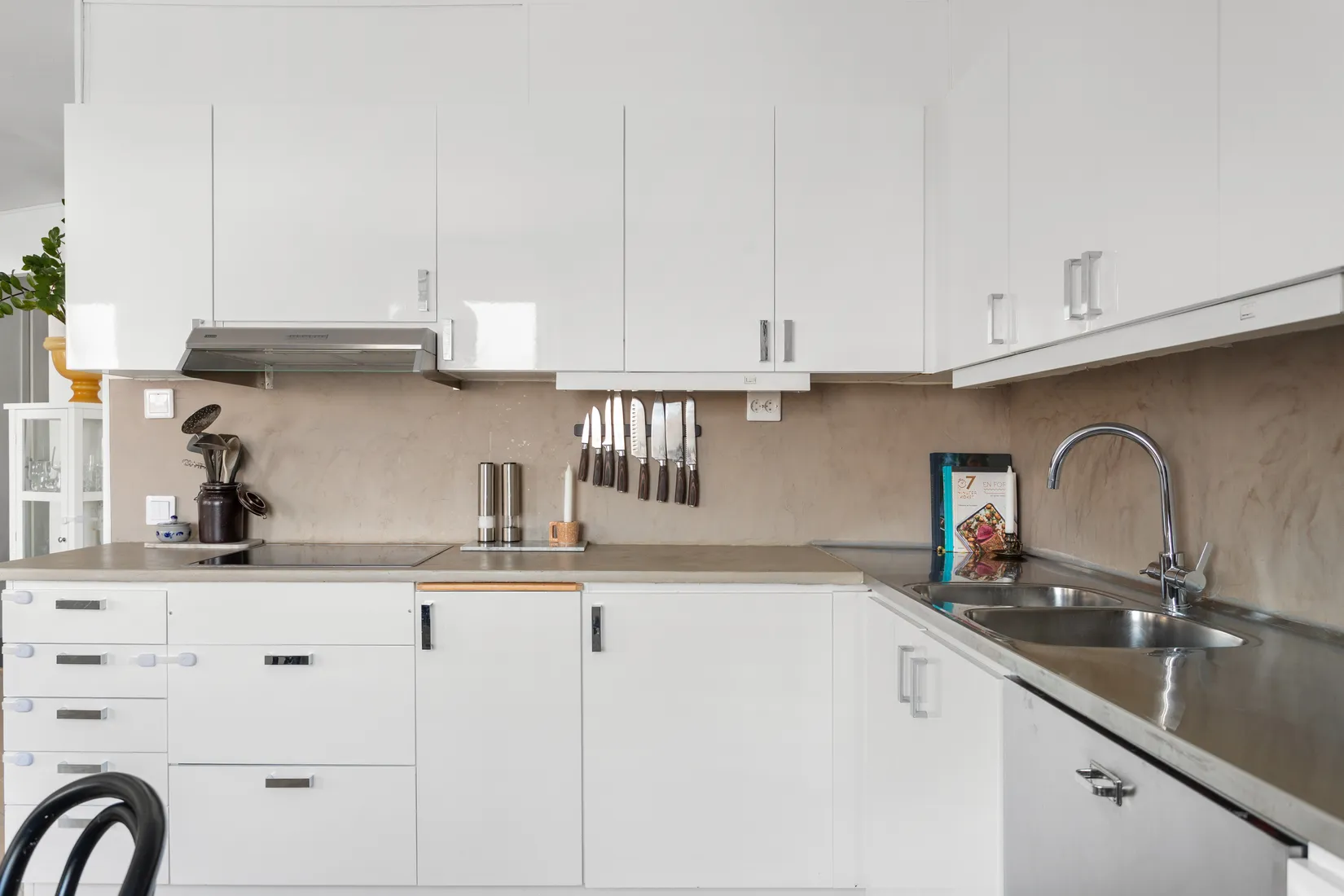 Bostadsrätt, Söderberga Allé 32, högst upp!, Bromma Söderberga, Stockholm