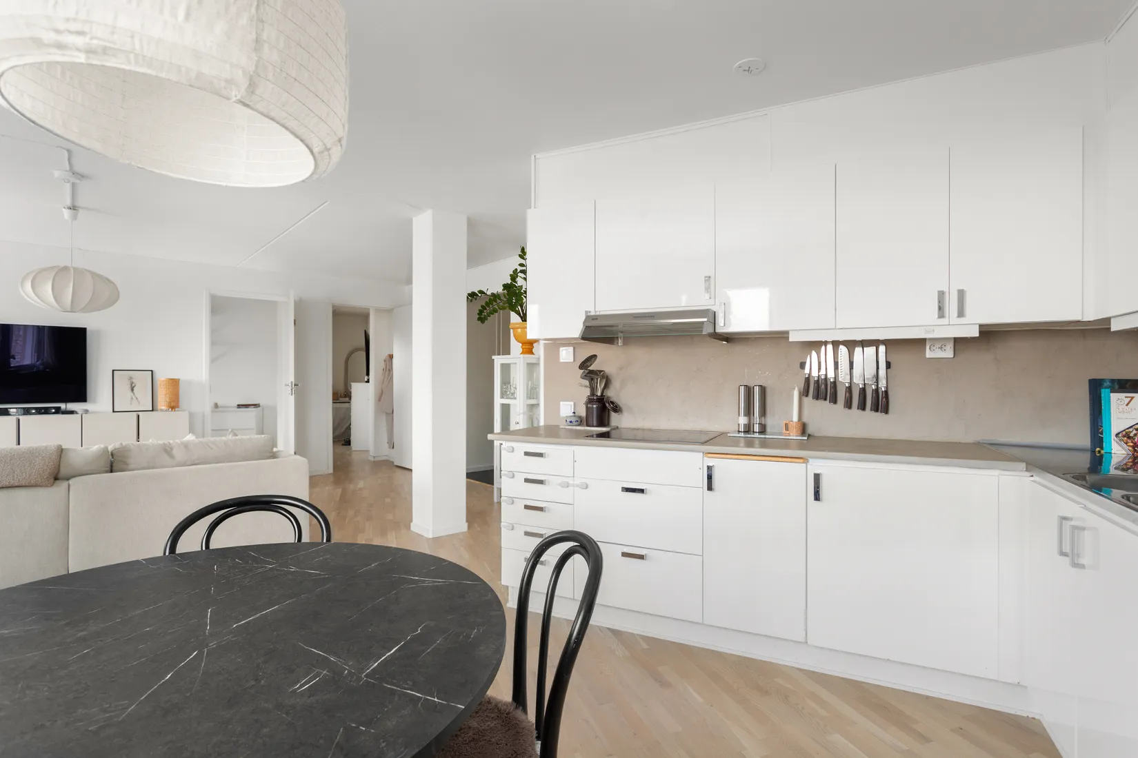 Bostadsrätt, Söderberga Allé 32, högst upp!, Bromma Söderberga, Stockholm