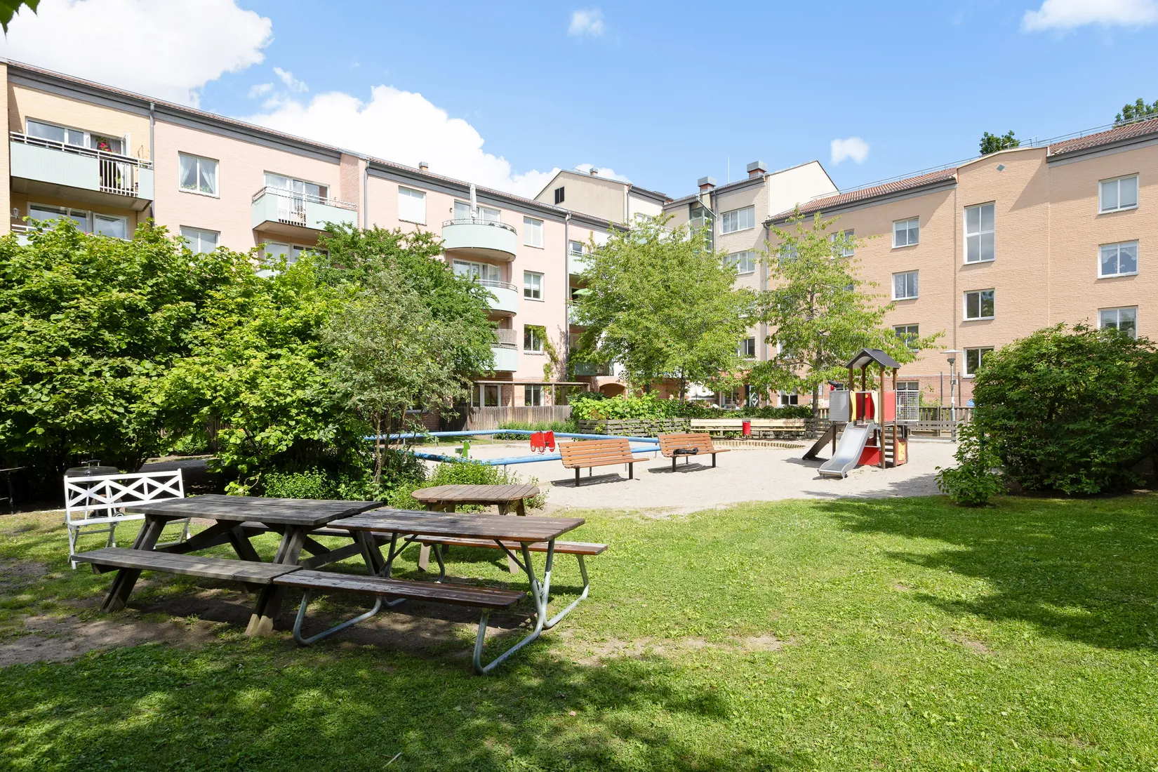 Bostadsrätt, Söderberga Allé 32, högst upp!, Bromma Söderberga, Stockholm