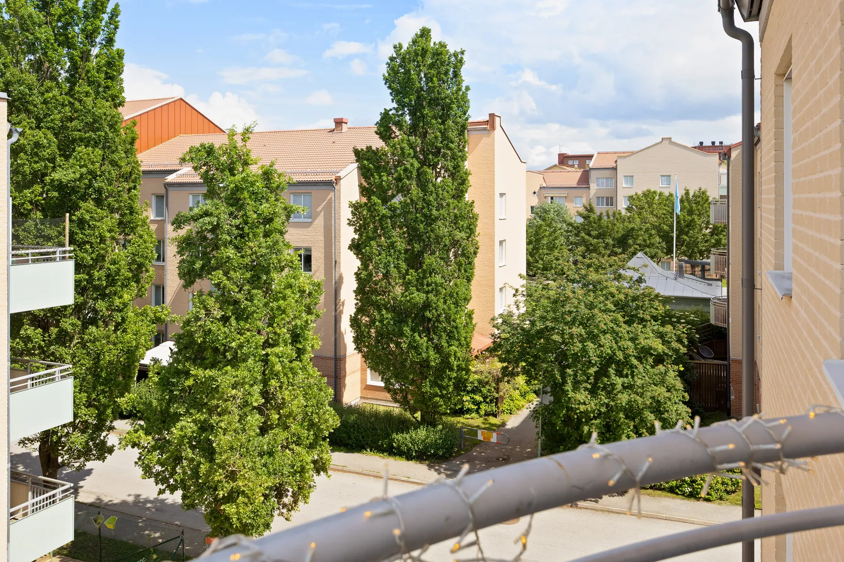 Bostadsrätt, Söderberga Allé 32, högst upp!, Bromma Söderberga, Stockholm