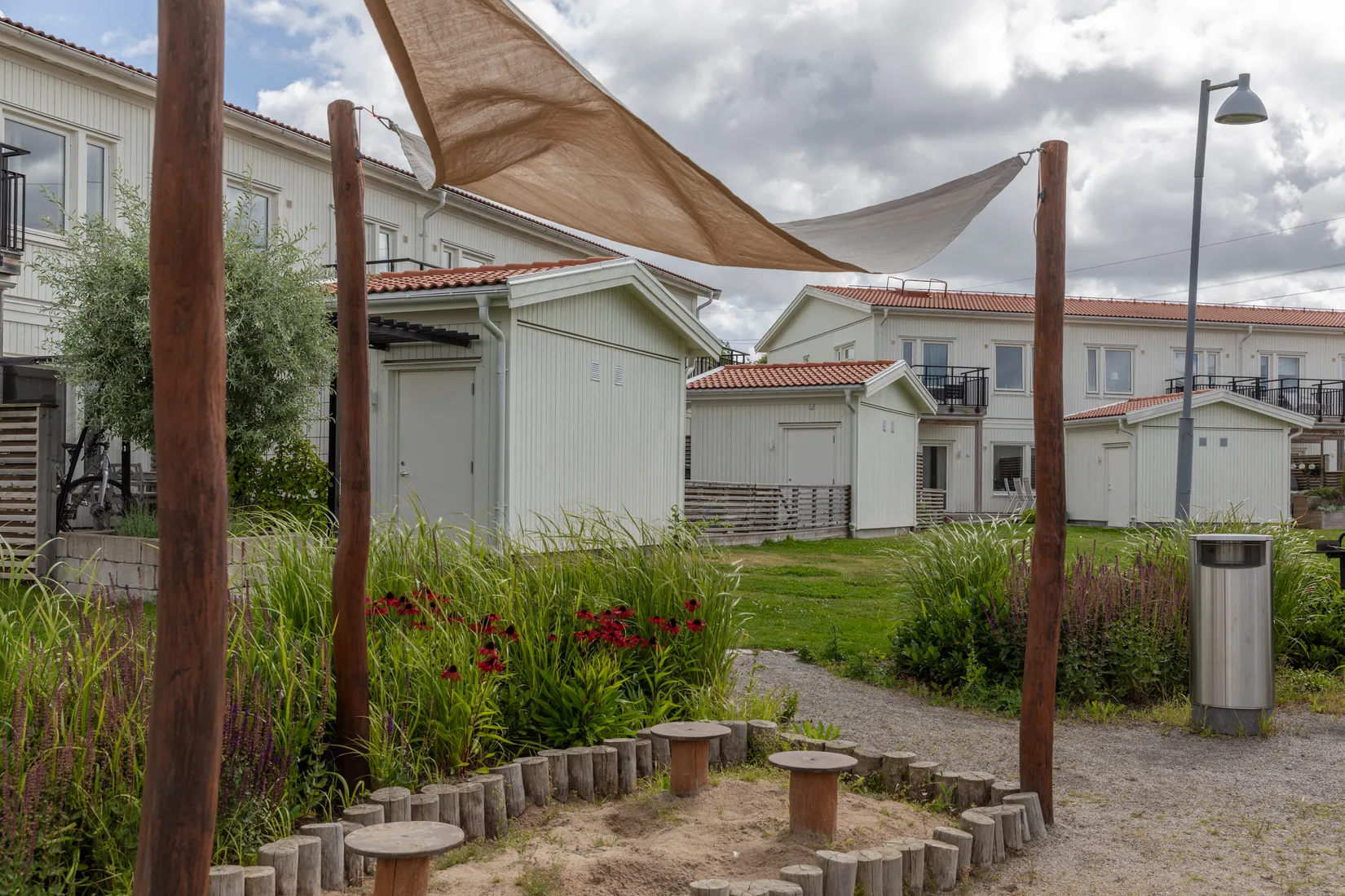 Radhus, Gravensteinervägen 35, Hälltorp, Trollhättan
