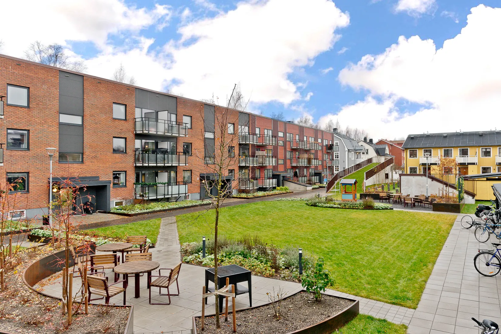Bostadsrätt, Järnvägsgatan 9A, Öst På Stan, Umeå