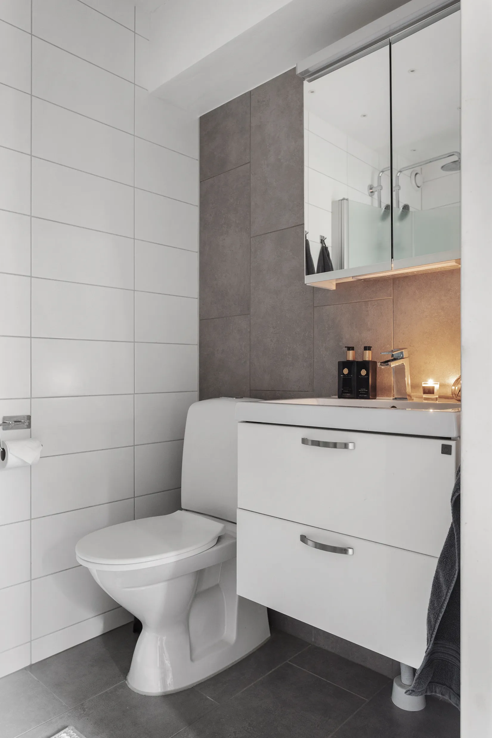 Radhus, Kaggetorpsvägen 56, Kaggetorp, Trollhättan