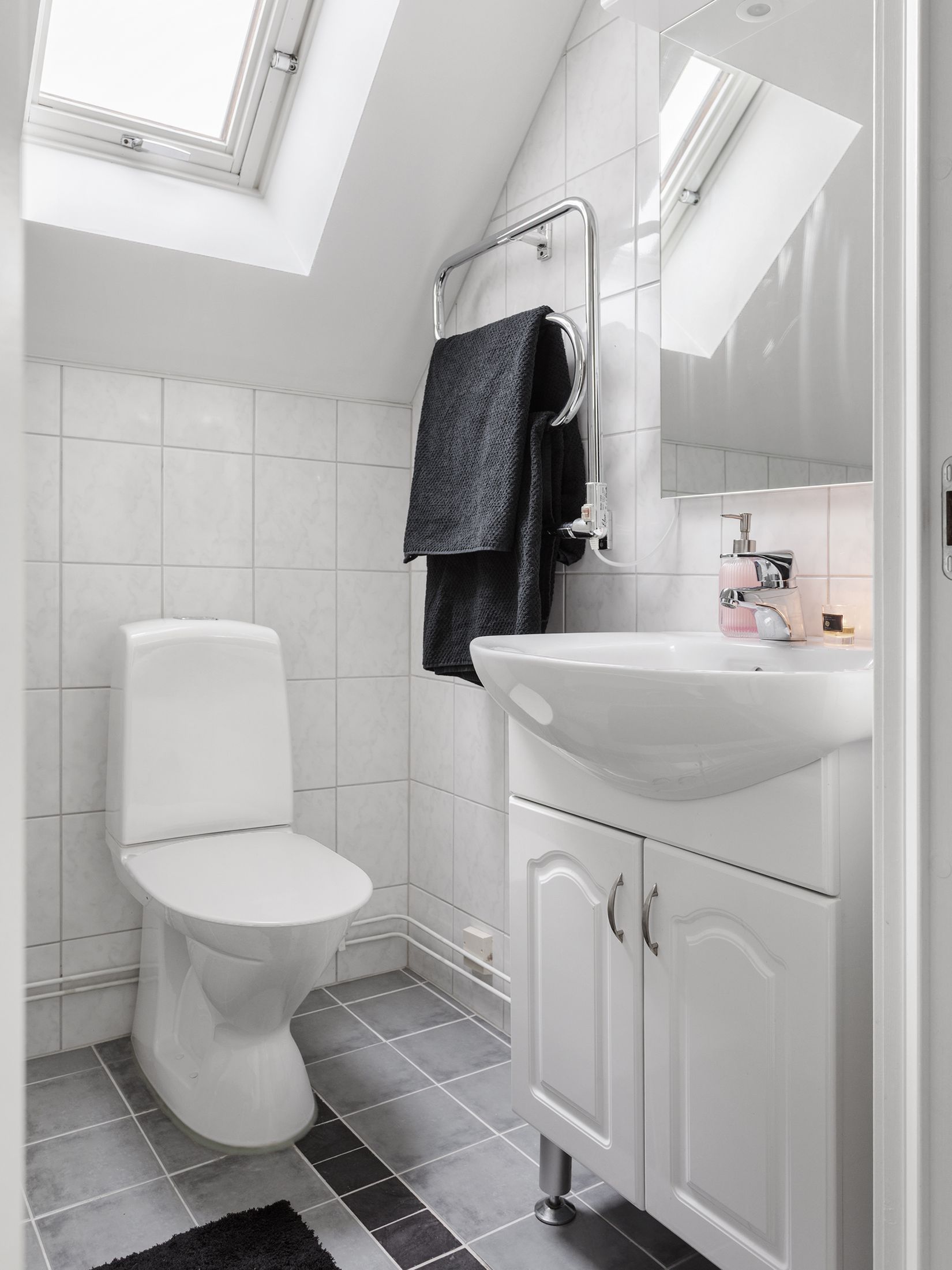 Villa, Radhus, Kaggetorpsvägen 56, Kaggetorp, Trollhättan