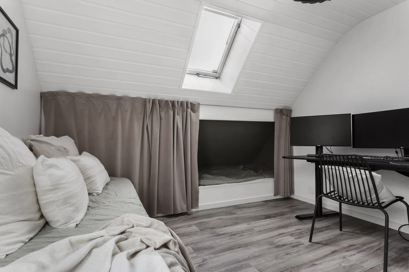 Radhus, Kaggetorpsvägen 56, Kaggetorp, Trollhättan