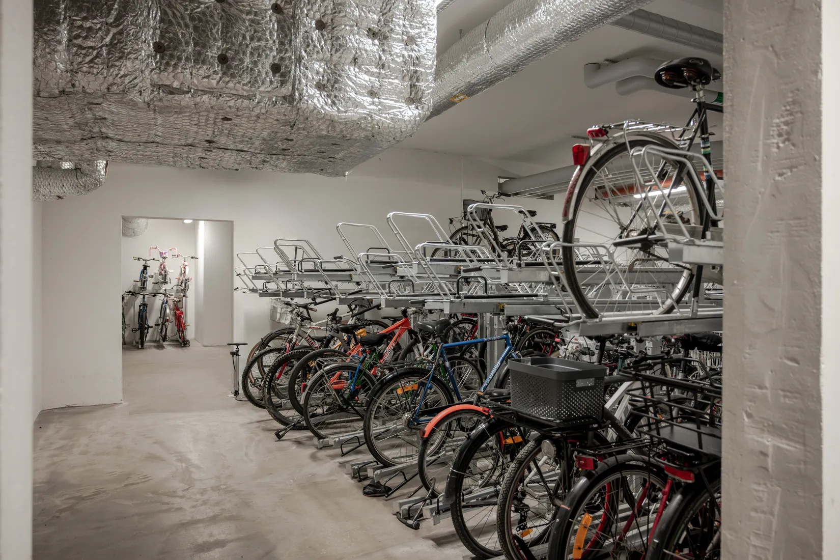 Bostadsrätt, Charlottenburgsvägen 13, Råsunda, Solna