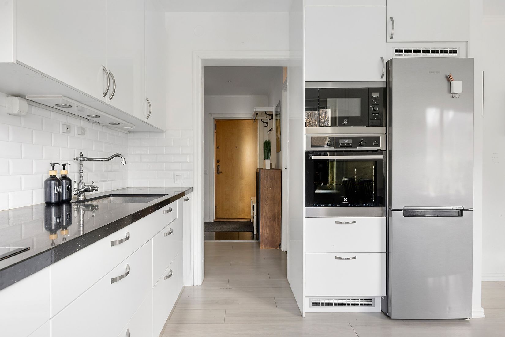 Bostadsrätt, Ekholmsvägen 253, Skärholmen, Stockholm