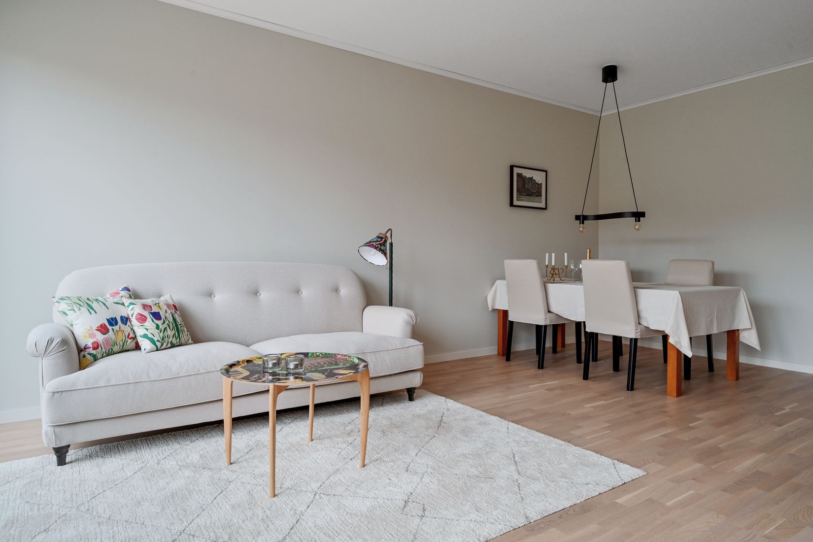 Radhus, Malvastigen 15B, Edsängen, Sollentuna