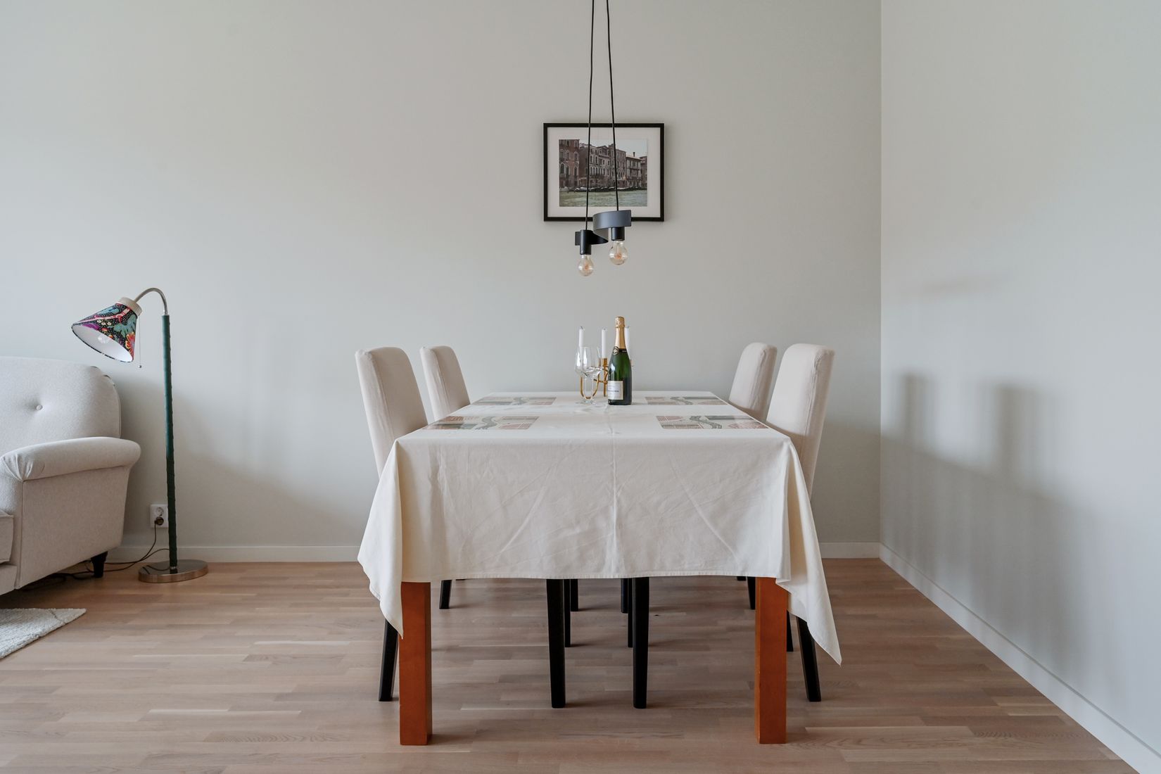 Radhus, Malvastigen 15B, Edsängen, Sollentuna