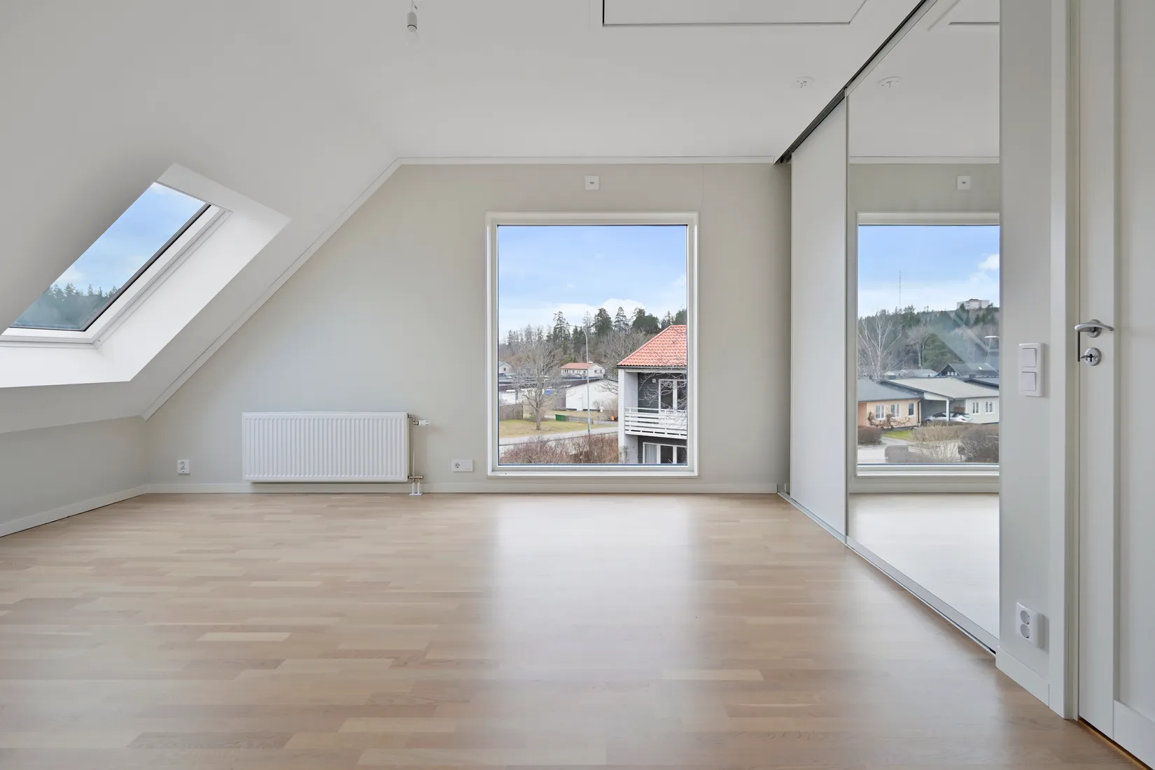 Radhus, Malvastigen 15B, Edsängen, Sollentuna