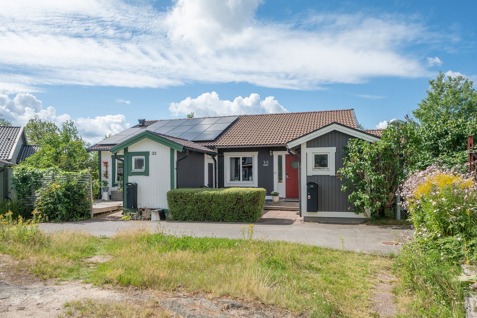 Radhus, Lindmätarvägen 35, Myrängen, Huddinge