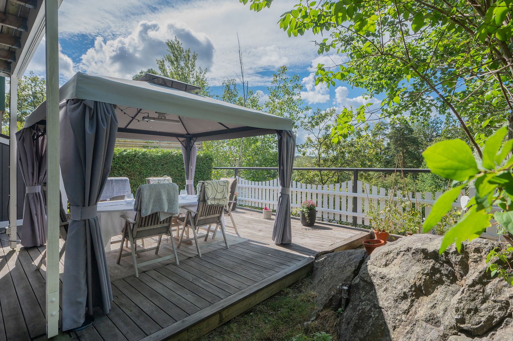 Radhus, Lindmätarvägen 35, Myrängen, Huddinge