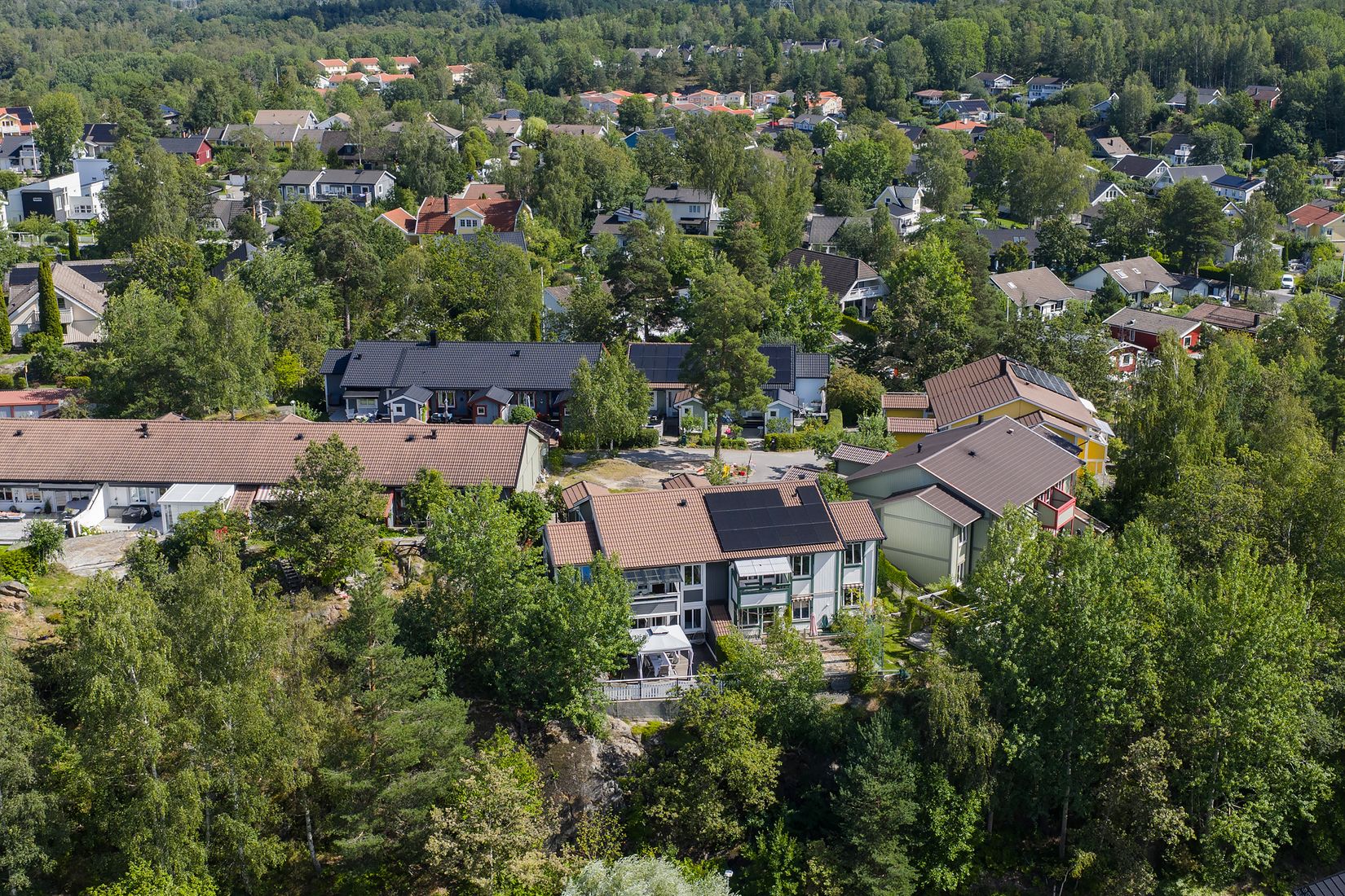 Radhus, Lindmätarvägen 35, Myrängen, Huddinge