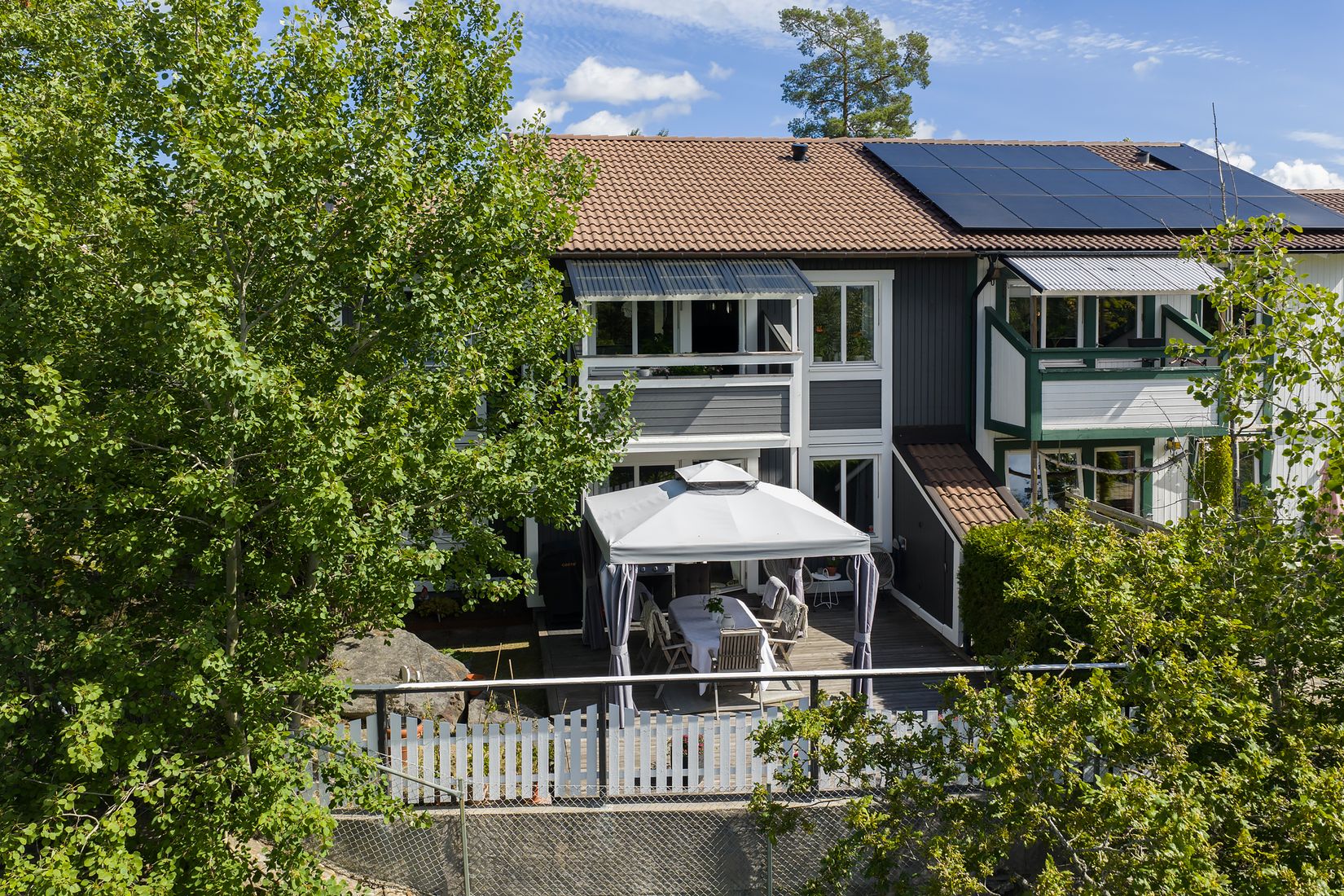 Radhus, Lindmätarvägen 35, Myrängen, Huddinge