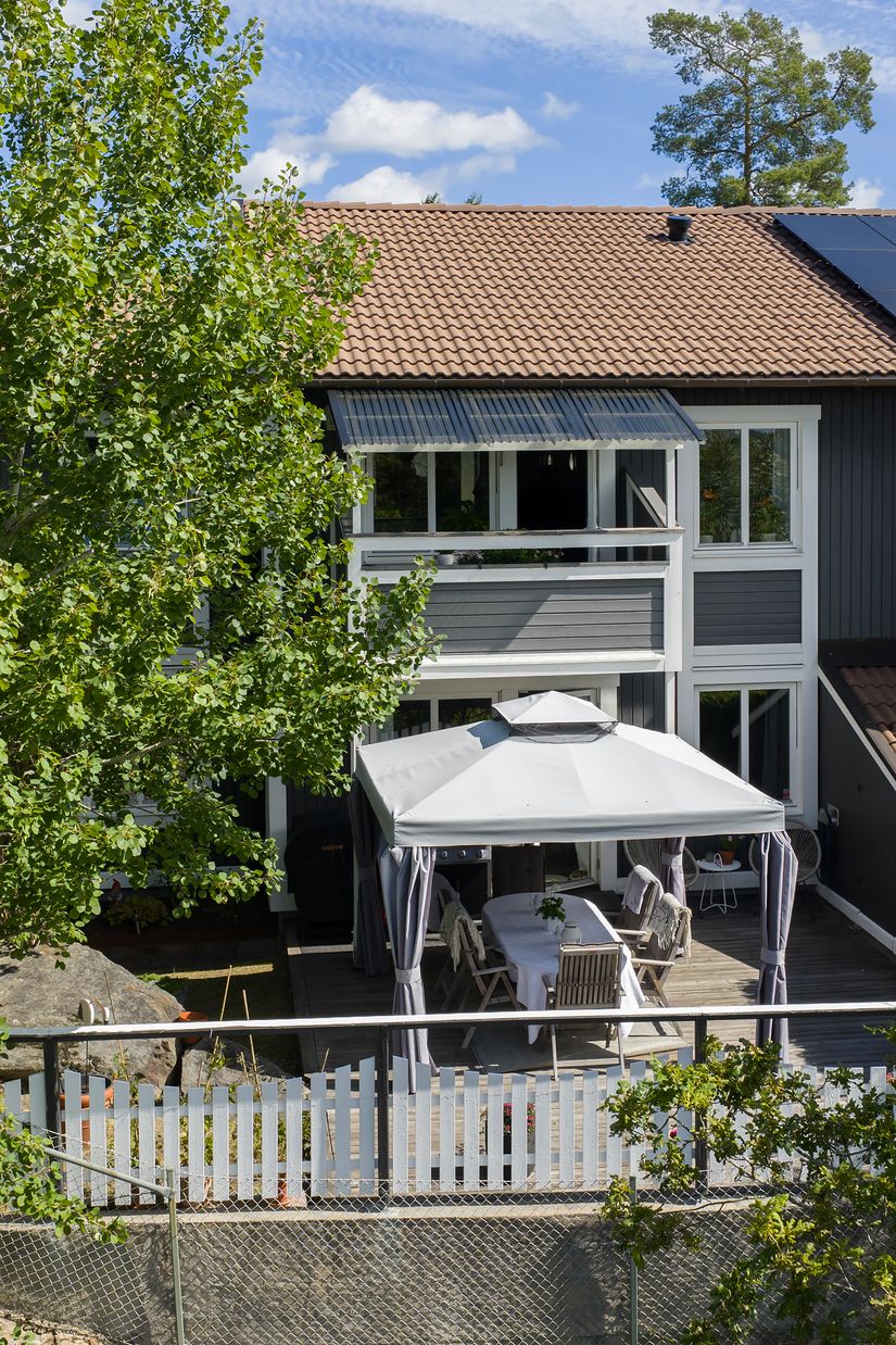 Radhus, Lindmätarvägen 35, Myrängen, Huddinge