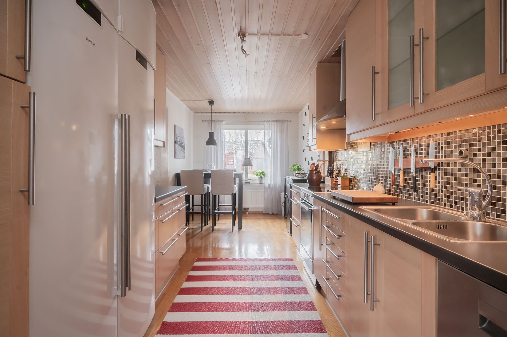 Radhus, Lindmätarvägen 35, Myrängen, Huddinge