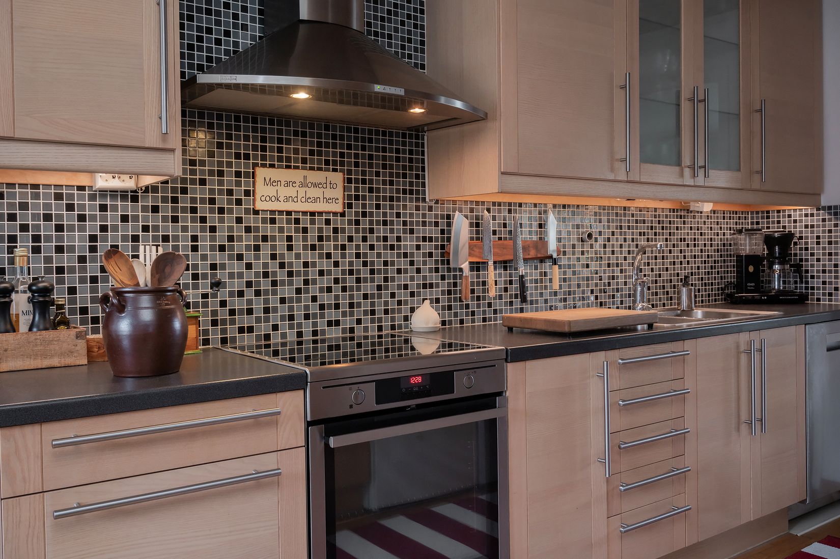 Radhus, Lindmätarvägen 35, Myrängen, Huddinge