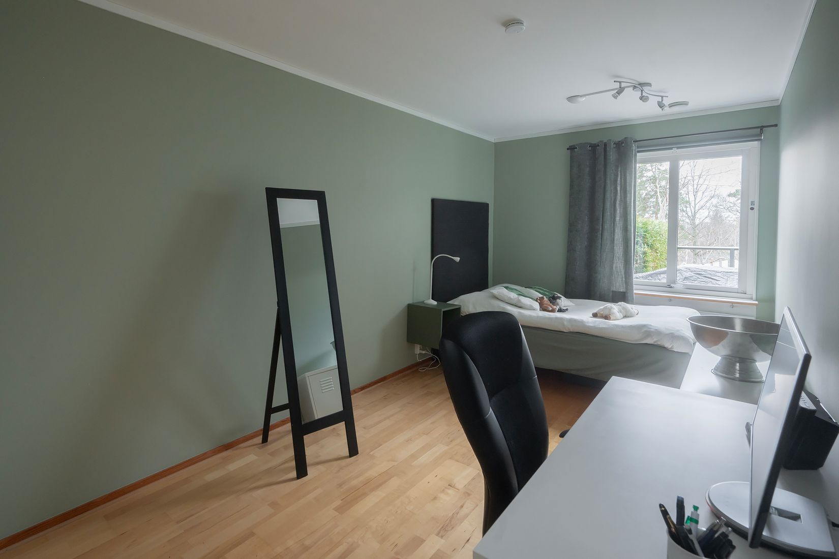 Radhus, Lindmätarvägen 35, Myrängen, Huddinge