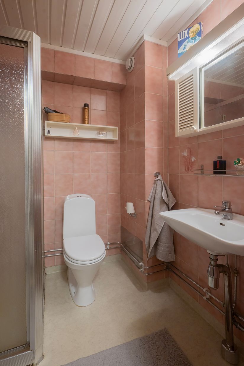 Radhus, Lindmätarvägen 35, Myrängen, Huddinge