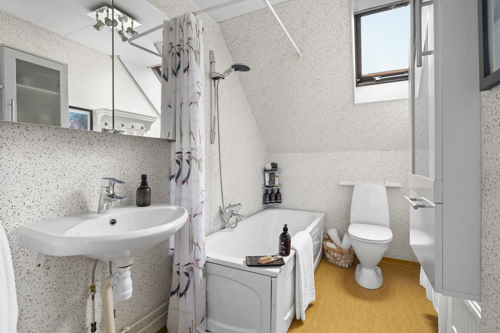 Villa, Radhus, Ekebyvägen 147, Ekeby, Vallentuna