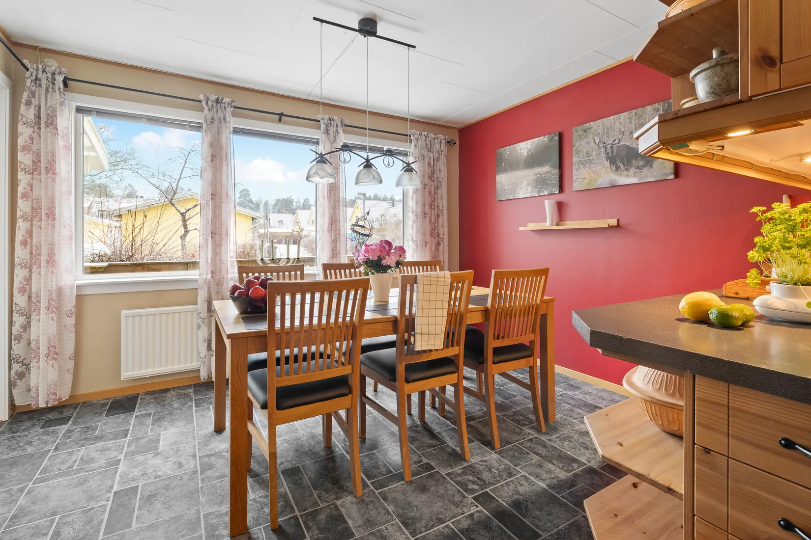 Villa, Radhus, Ekebyvägen 147, Ekeby, Vallentuna