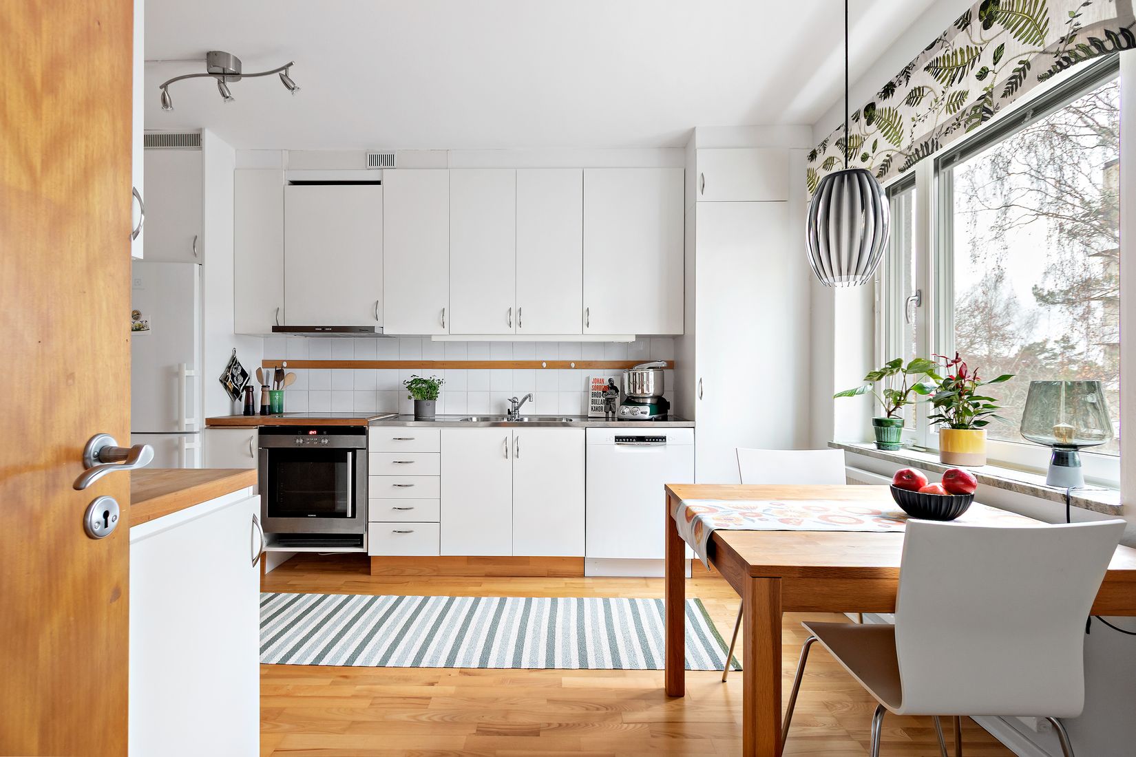 Bostadsrätt, Voxnegränd 9, Bagarmossen, Stockholm