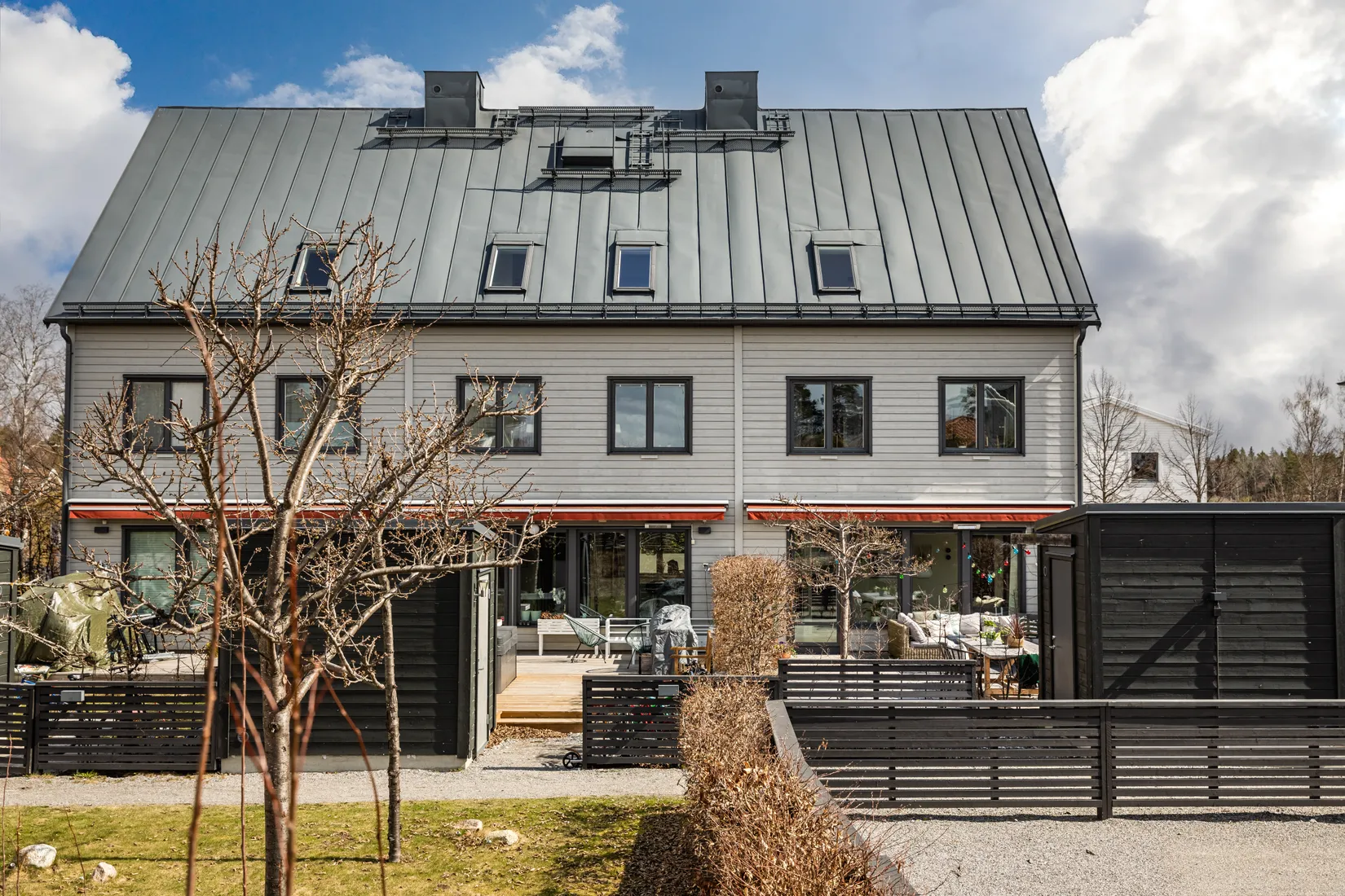 Bostadsrätt, Radhus, BYLE ALLÉ 19C, Täby kyrkby - byle, Täby