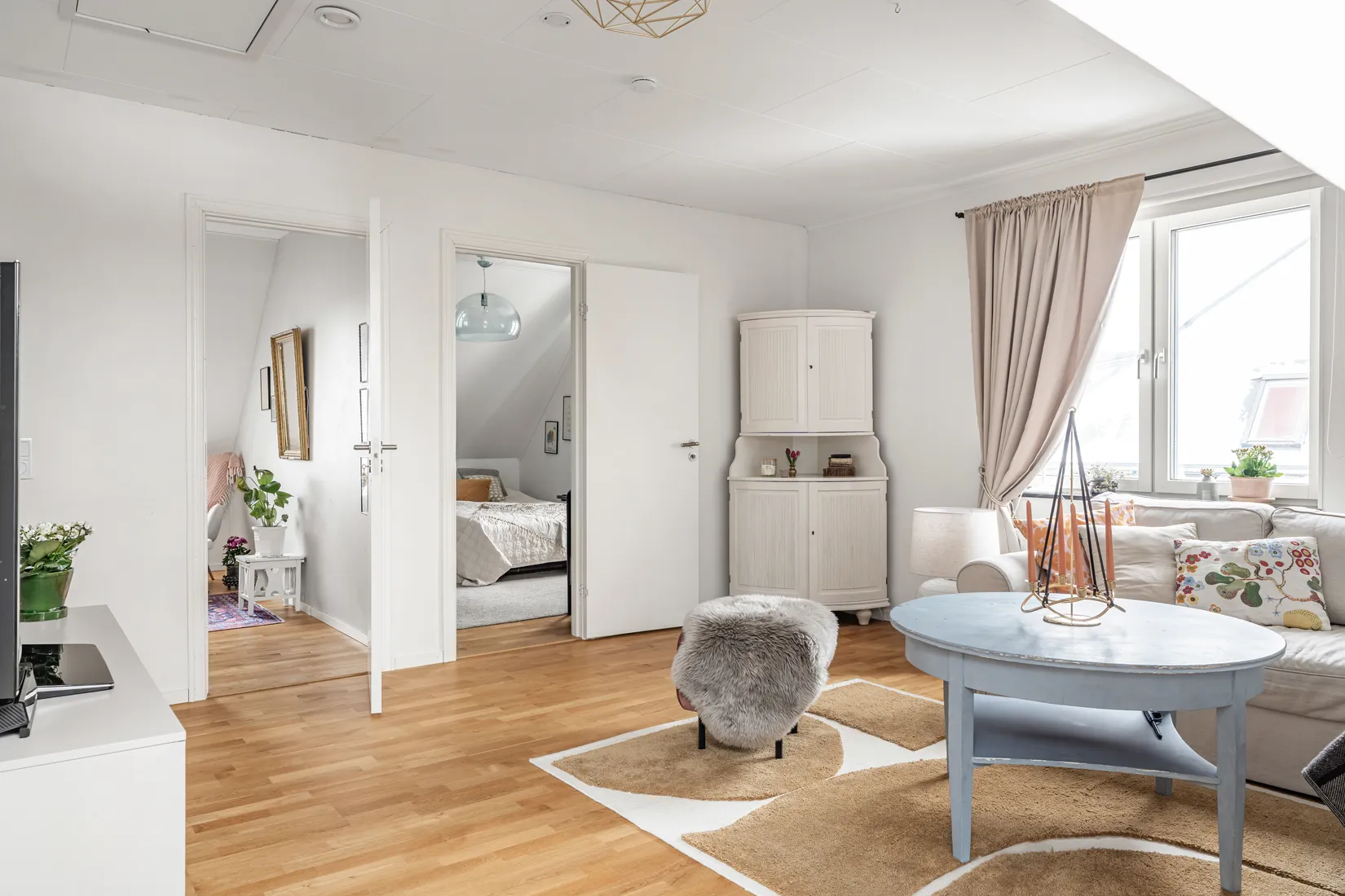 Bostadsrätt, Radhus, BYLE ALLÉ 19C, Täby kyrkby - byle, Täby