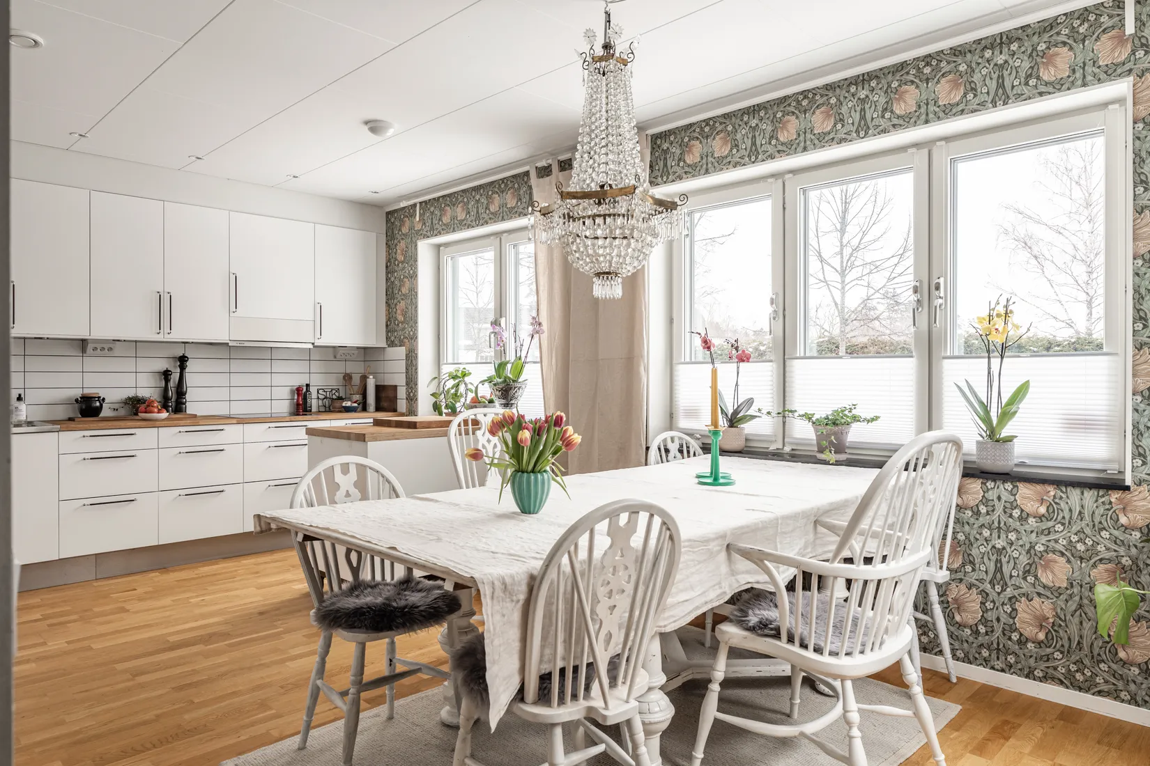 Bostadsrätt, Radhus, BYLE ALLÉ 19C, Täby kyrkby - byle, Täby