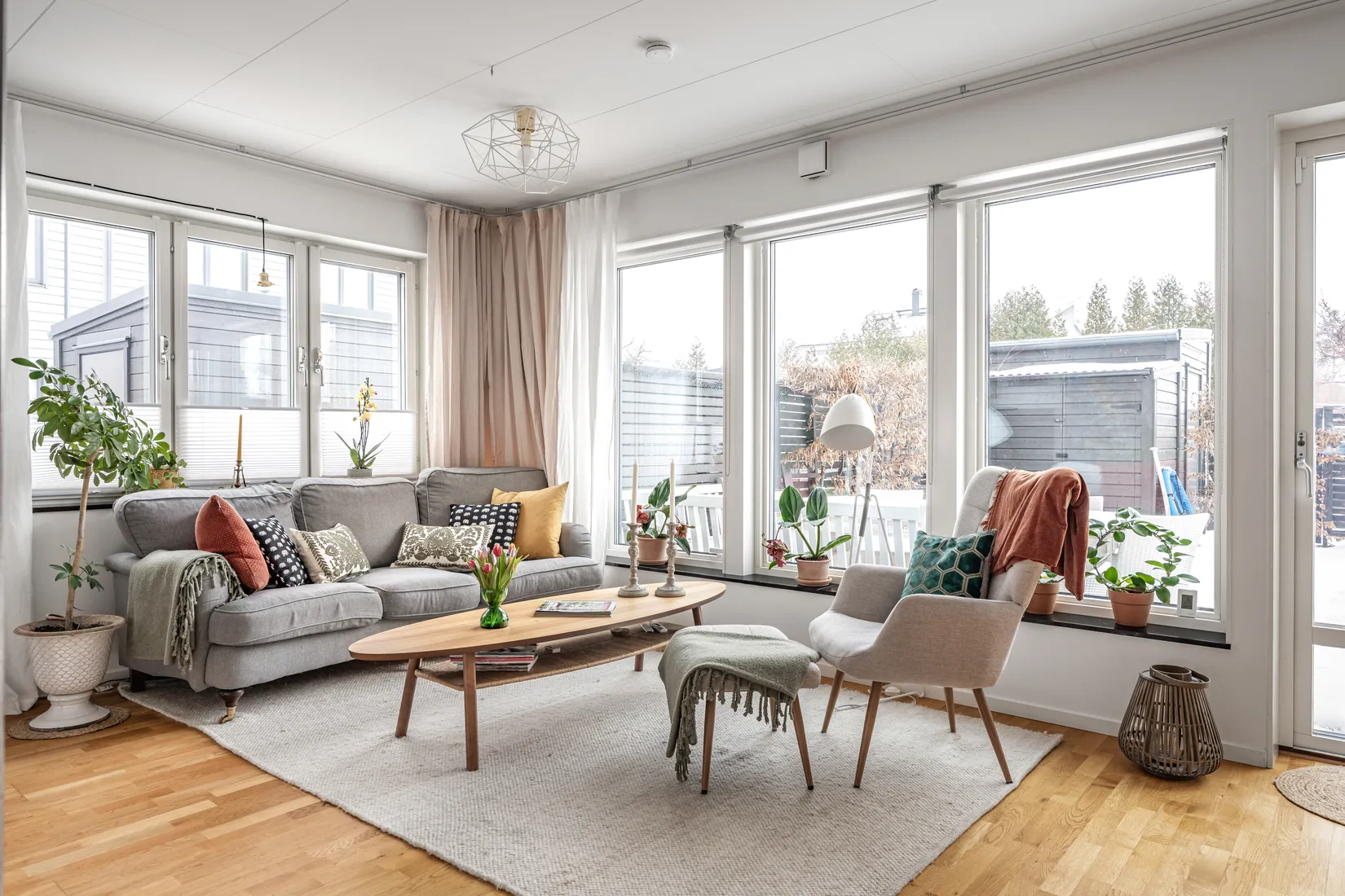 Bostadsrätt, Radhus, BYLE ALLÉ 19C, Täby kyrkby - byle, Täby