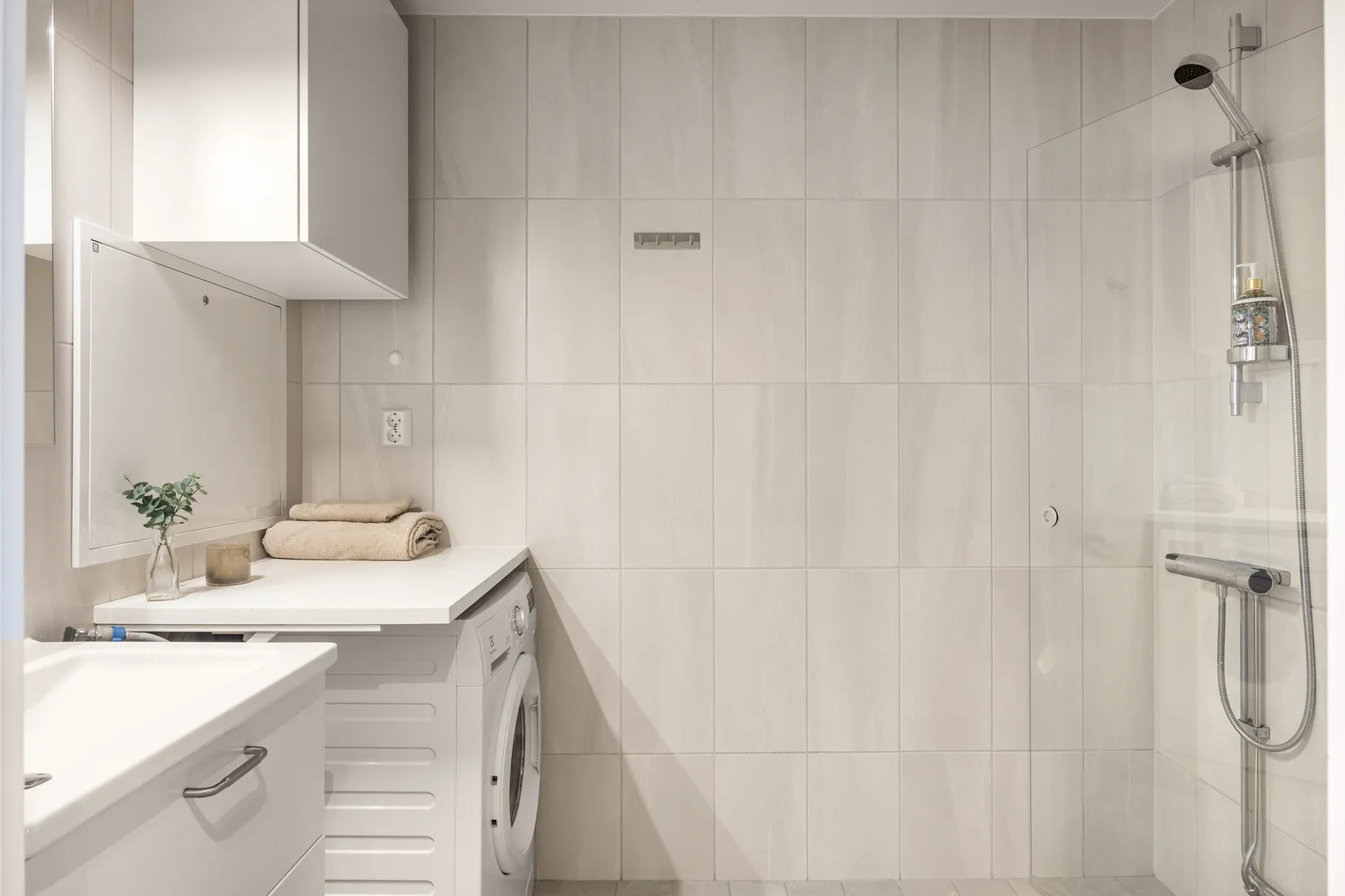 Bostadsrätt, STOCKHOLMSVÄGEN 162E VÅN 5/6, Ella gård, Täby