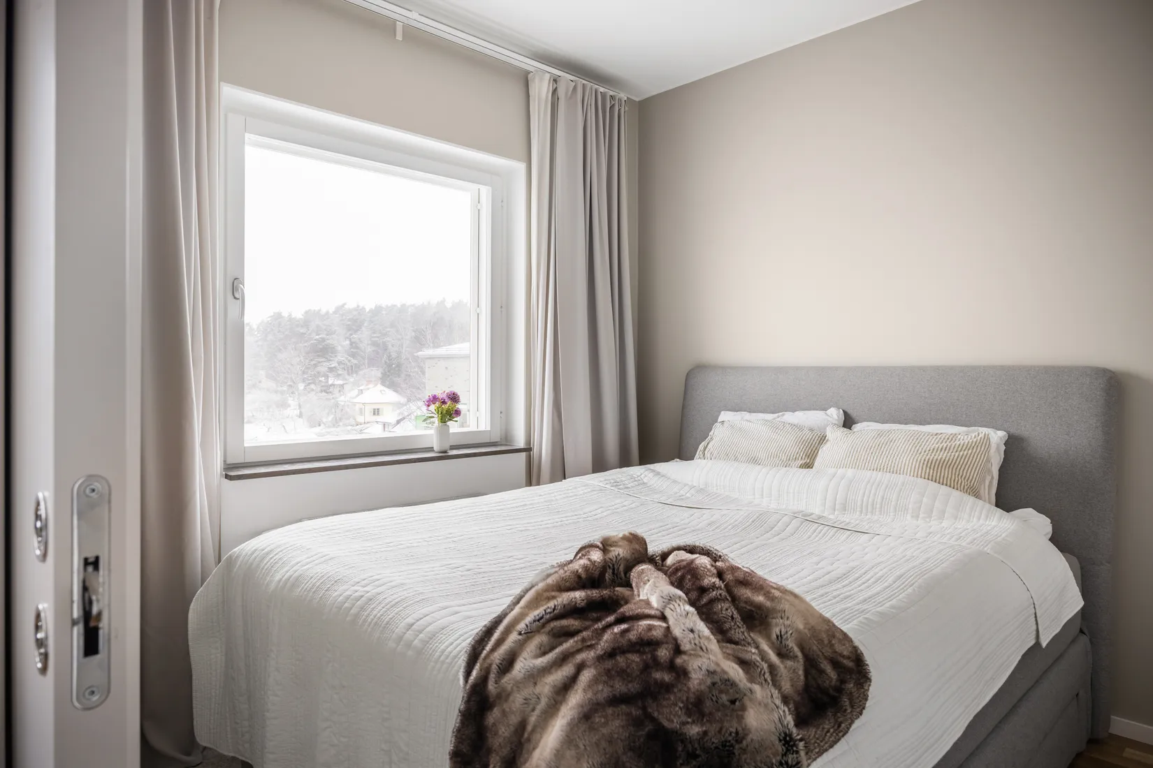 Bostadsrätt, STOCKHOLMSVÄGEN 162E VÅN 5/6, Ella gård, Täby