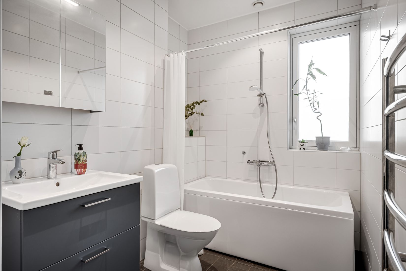 Bostadsrätt, Radhus, Norra Västkustvägen 34H, Bjärred Centralt, Lomma