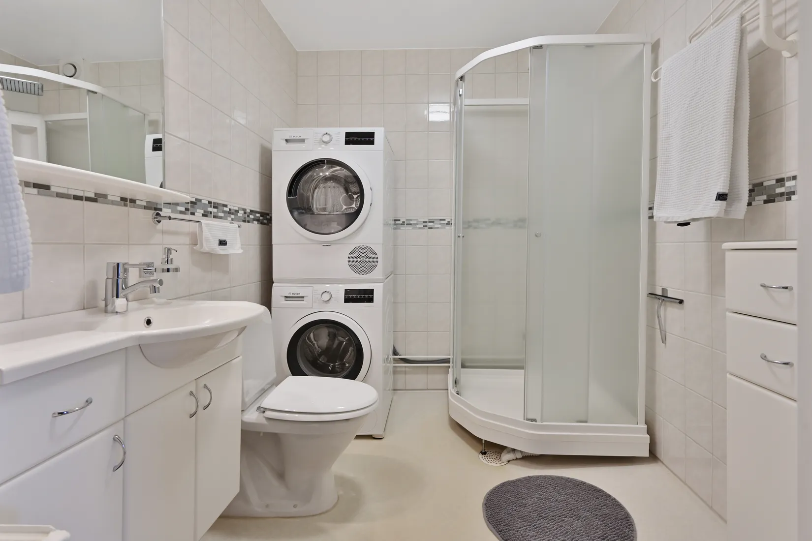 Bostadsrätt, Hasselbacken 3, Centralt, Upplands Väsby