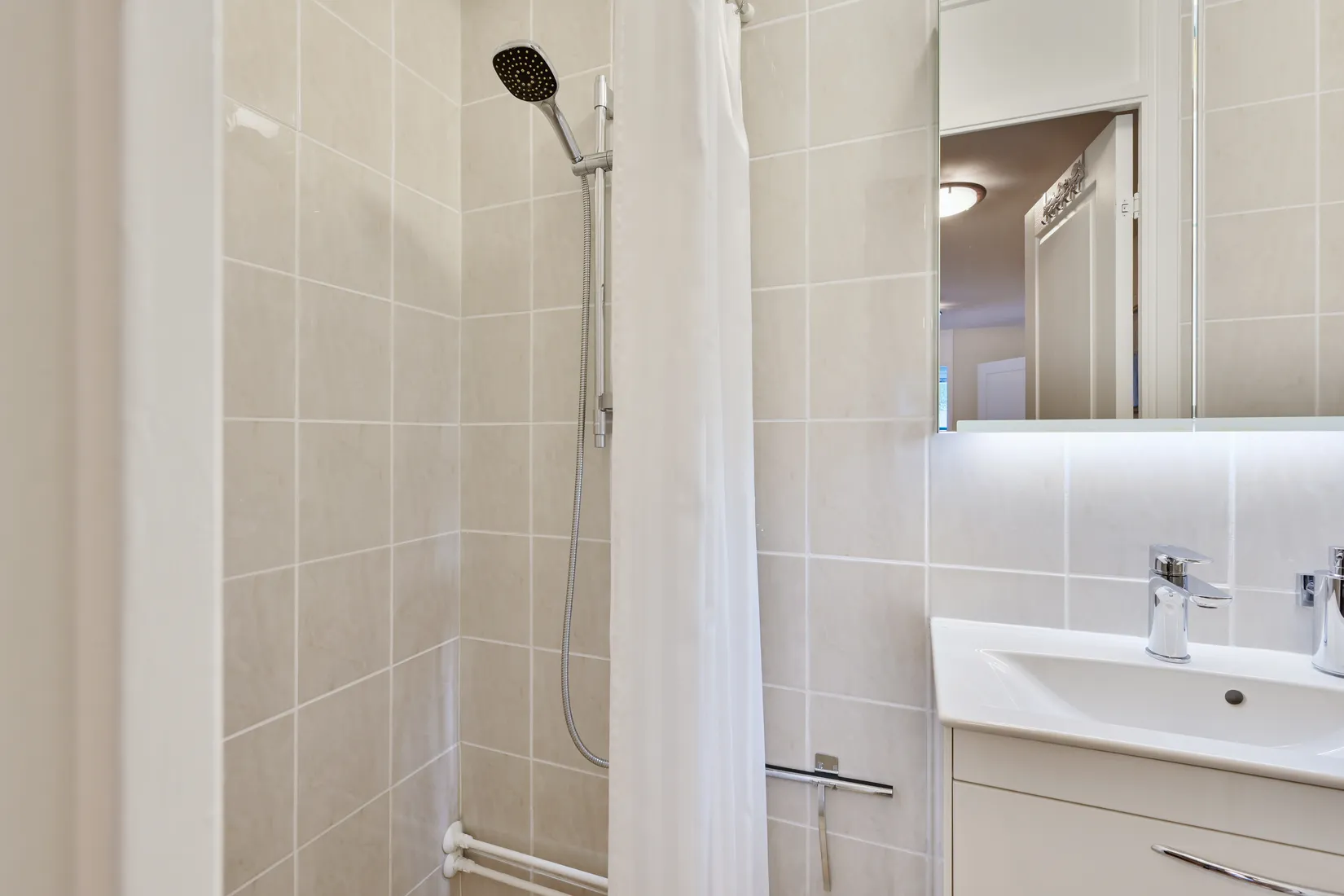 Bostadsrätt, Hasselbacken 3, Centralt, Upplands Väsby