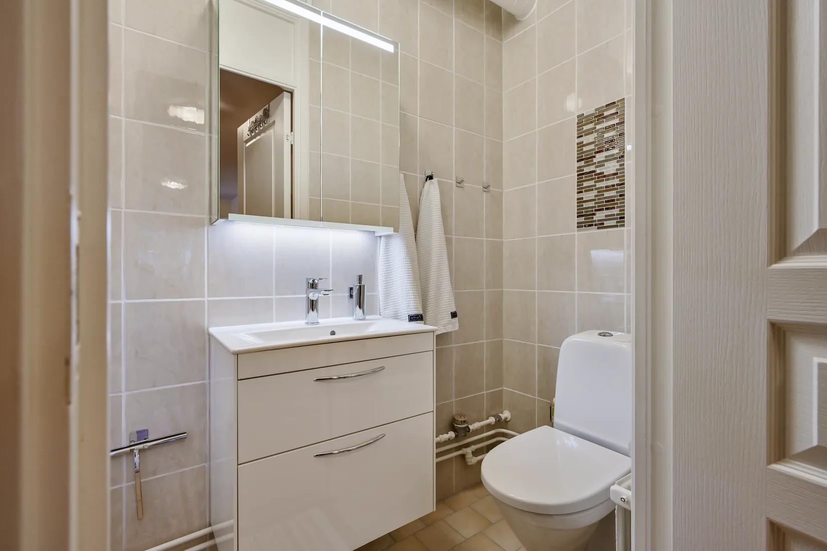 Bostadsrätt, Hasselbacken 3, Centralt, Upplands Väsby