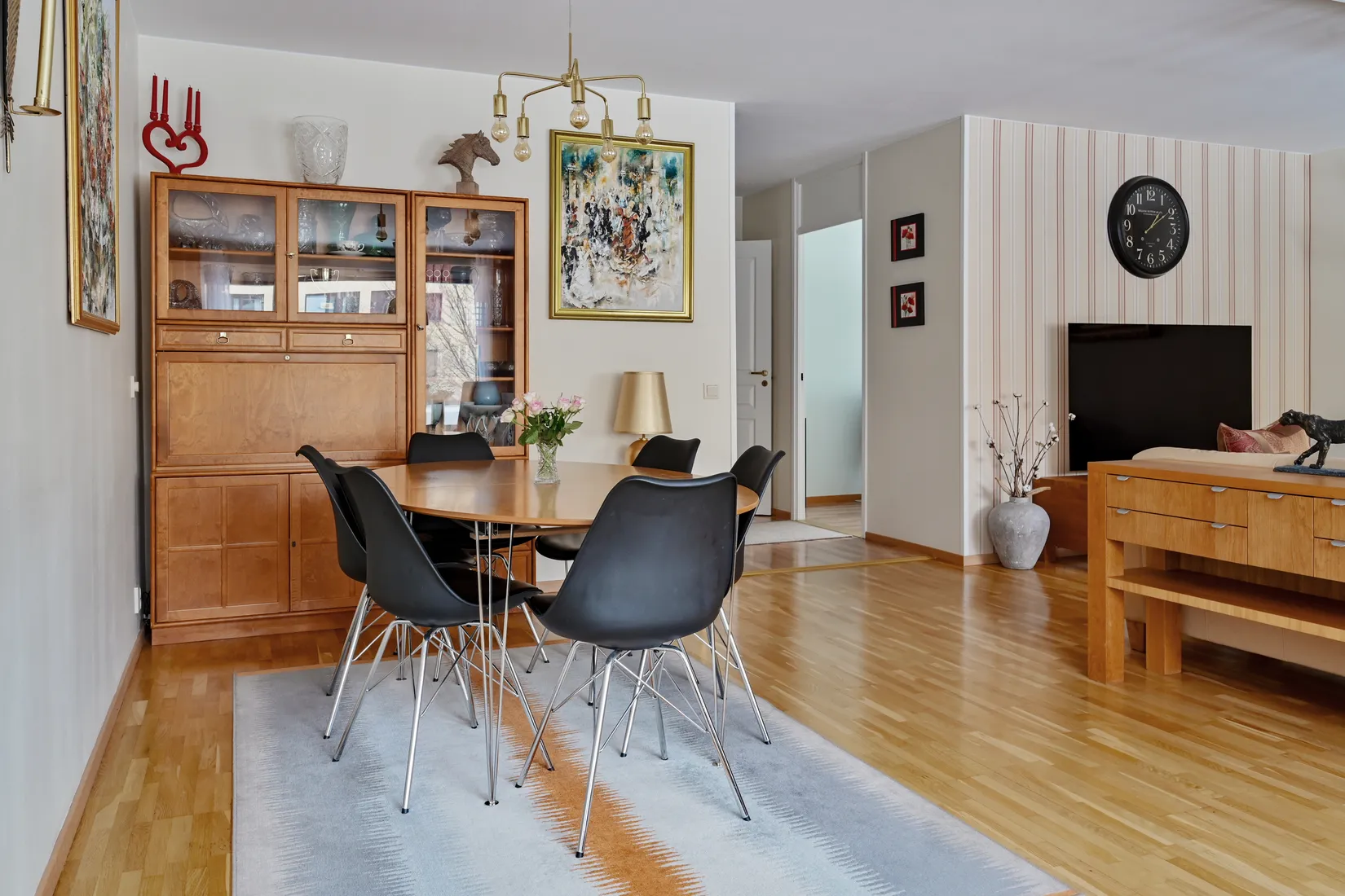 Bostadsrätt, Hasselbacken 3, Centralt, Upplands Väsby