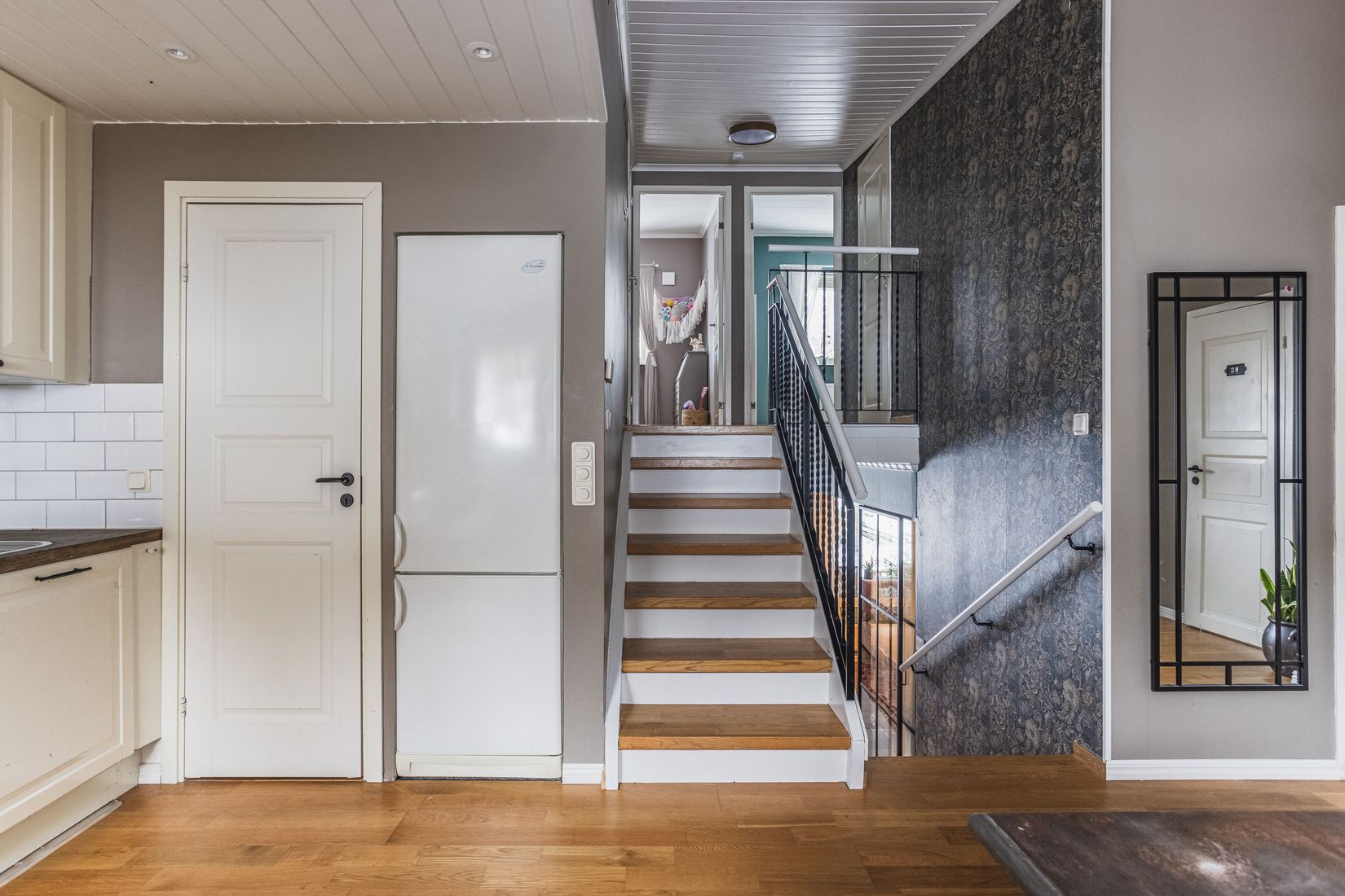 Villa, Radhus, Ingeborgs väg 7, Odenslunda, Upplands Väsby